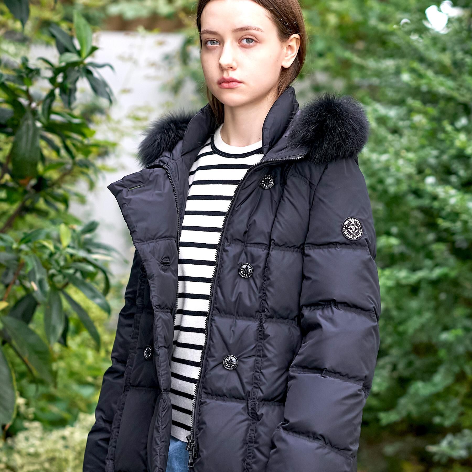 DRESSTERIOR「【CLASSY.12月号掲載】ブルーFOXファーナポレオンホワイトグースダウン」|ダウン|