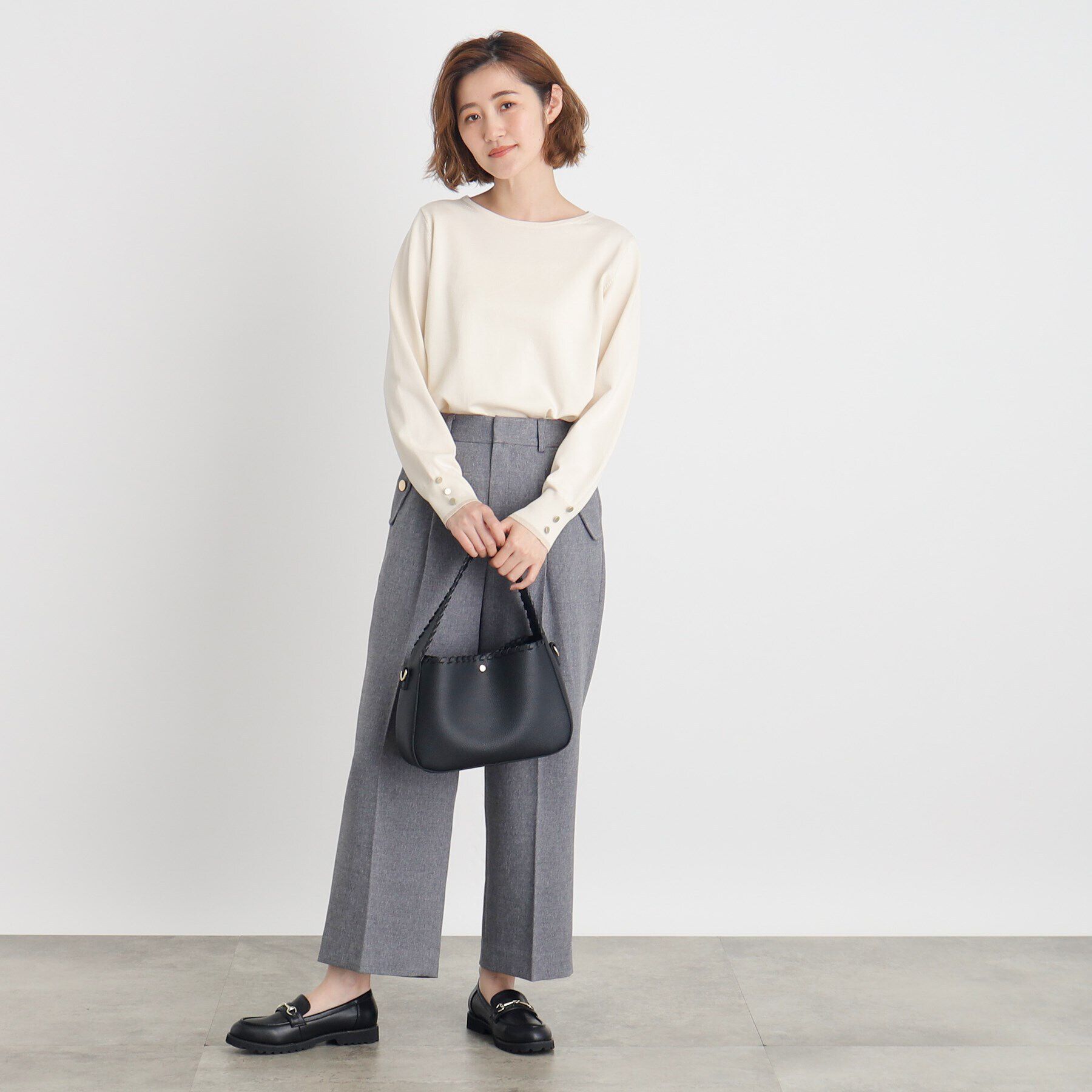 grove「袖ボタンクルーネックプルオーバー」|ニット・セーター|