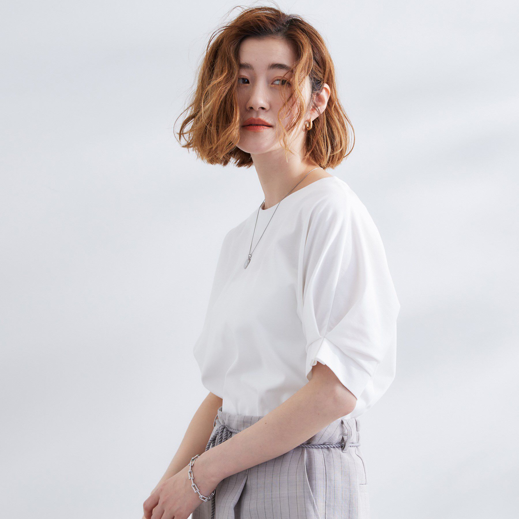 grove「【UVカット/ひんやり/二の腕カバー】タックドルマンプルオーバー」|Tシャツ・カットソー|オフホワイト(003