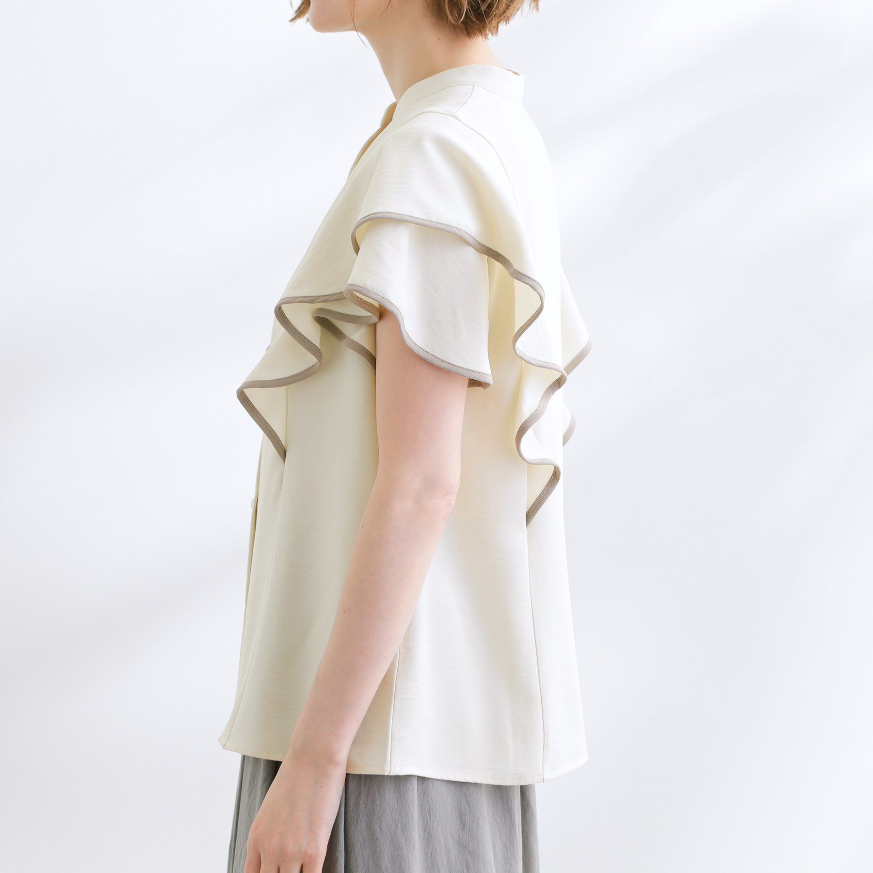 grove「【さらりと着られる】多機能フリルブラウス」|シャツ・ブラウス|