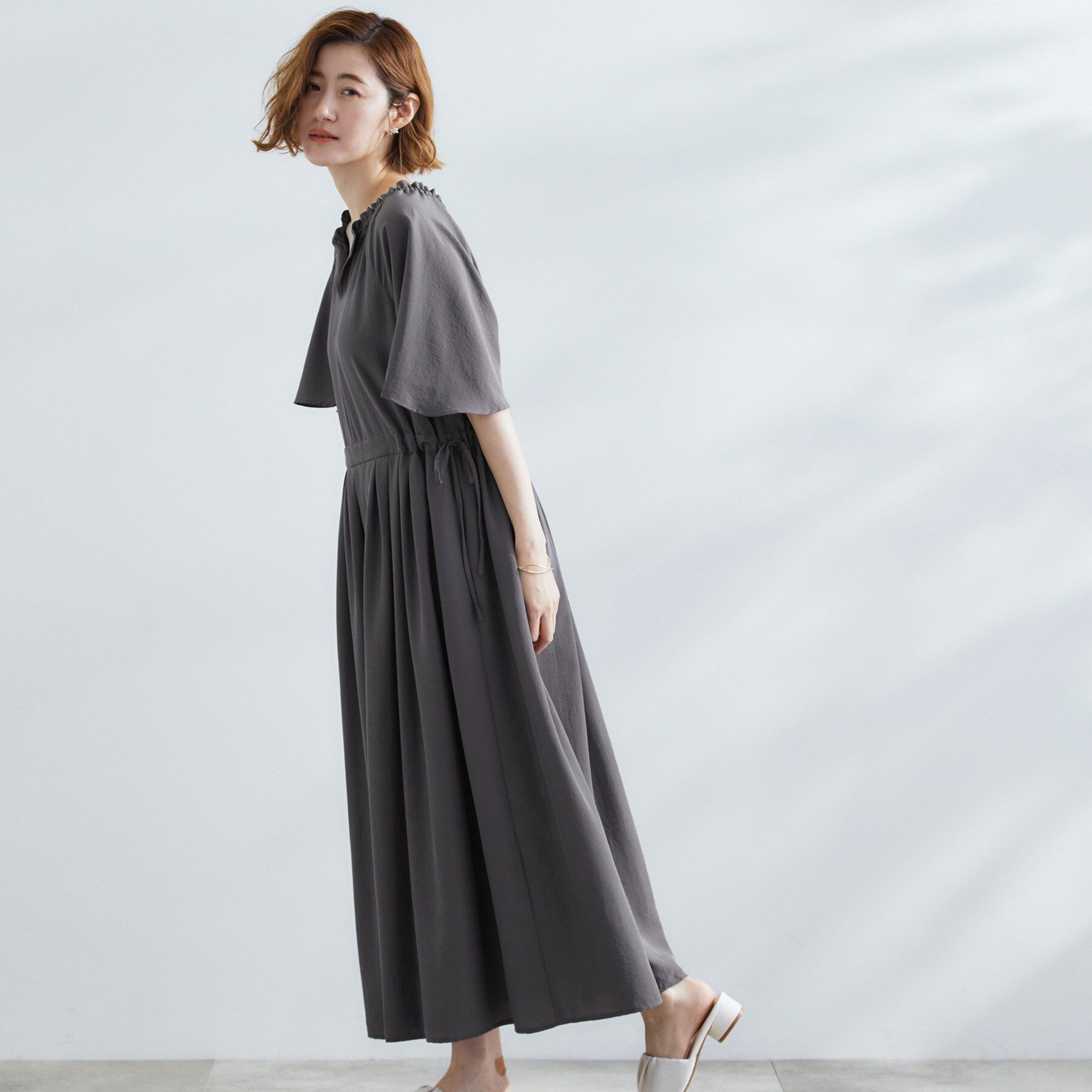 grove「【晴れの日も雨の日も】撥水エアリーフレアスリーブワンピース」|ワンピース|