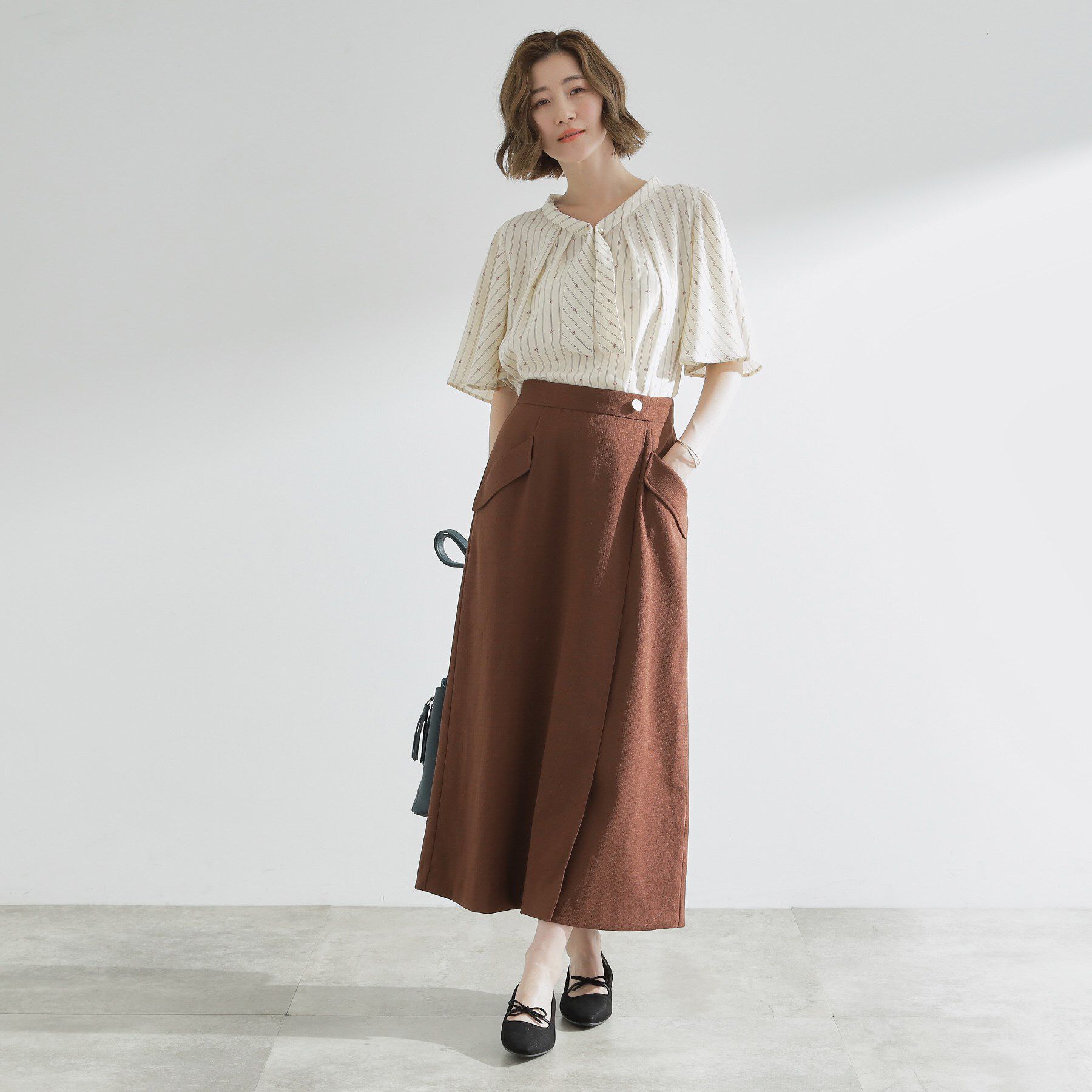 grove「【お仕事/二の腕カバー】パール調使いが華やか 上品ボウタイブラウス」|シャツ・ブラウス|