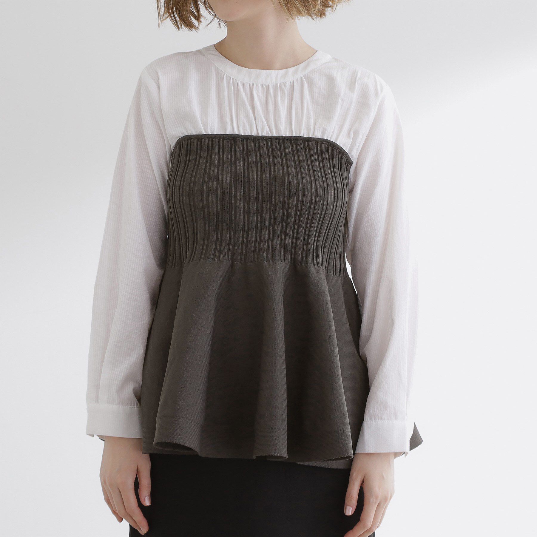 grove「一枚でトレンド完成！体型カバーも叶うニットビスチェドッキングブラウス」|シャツ・ブラウス|