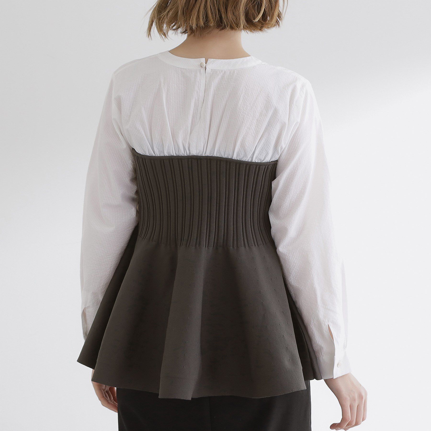 grove「一枚でトレンド完成！体型カバーも叶うニットビスチェドッキングブラウス」|シャツ・ブラウス|