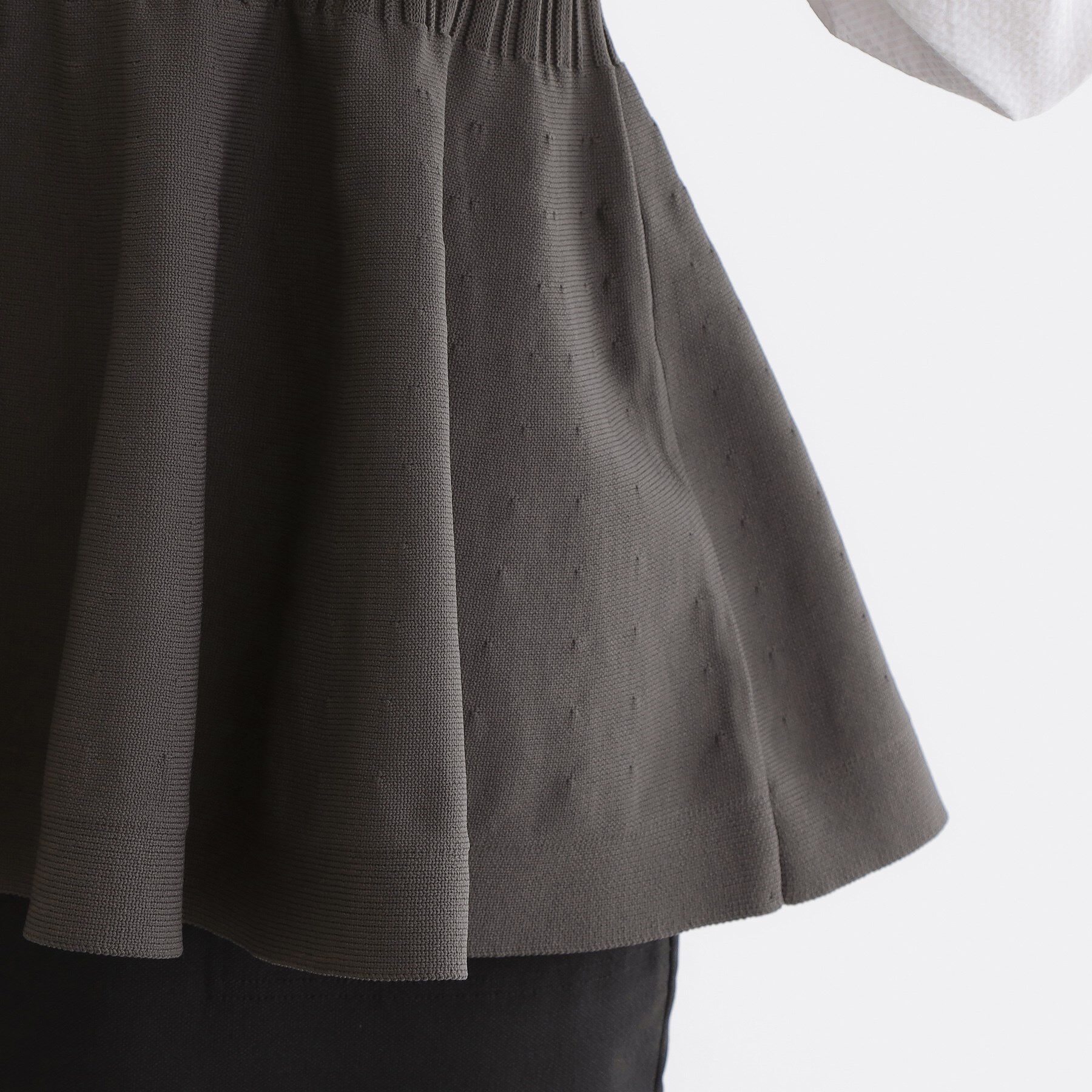 grove「一枚でトレンド完成！体型カバーも叶うニットビスチェドッキングブラウス」|シャツ・ブラウス|