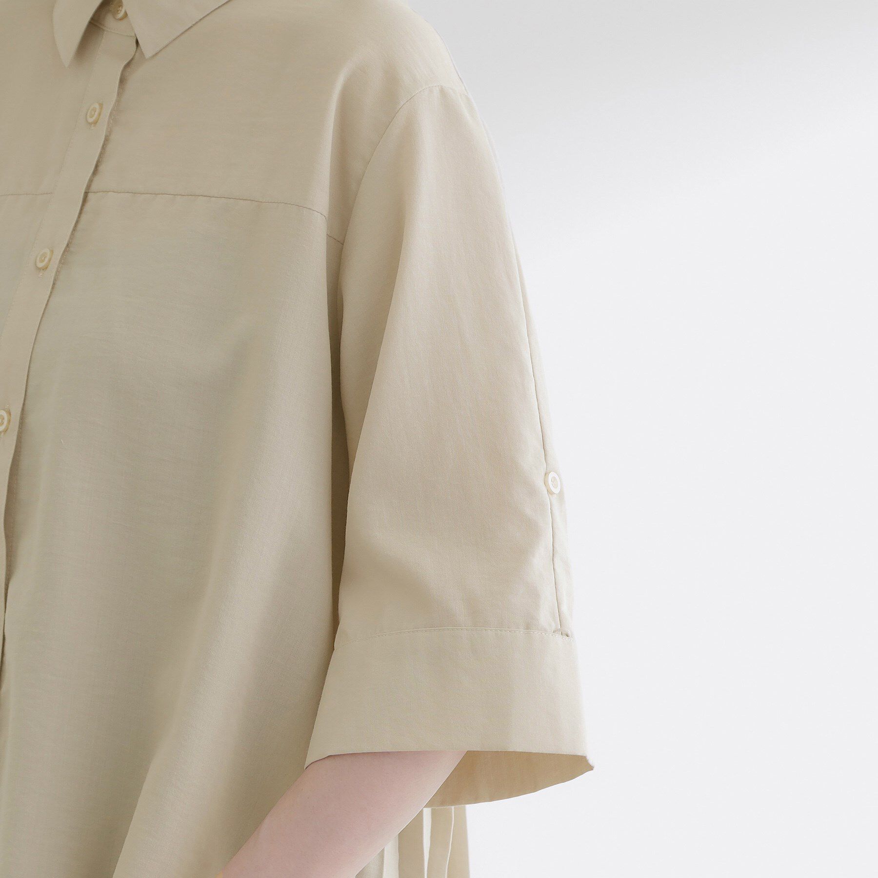 grove「【2WAY】1枚でも羽織っても。使える大人のシャツスタイル」|シャツ・ブラウス|