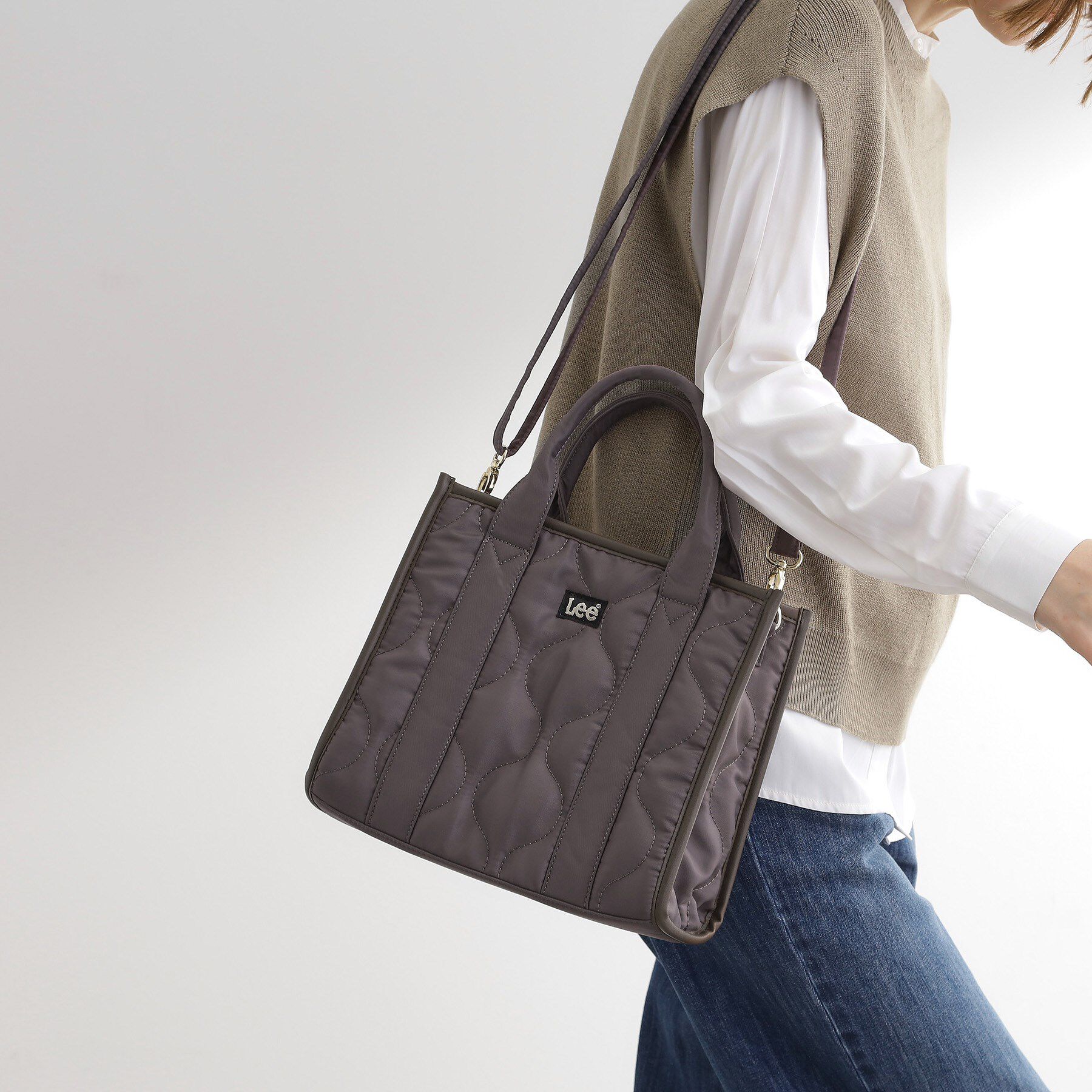 grove「【Lee別注】撥水キルトパイピング2WAYトート」|トートバッグ|チャコールグレー(0