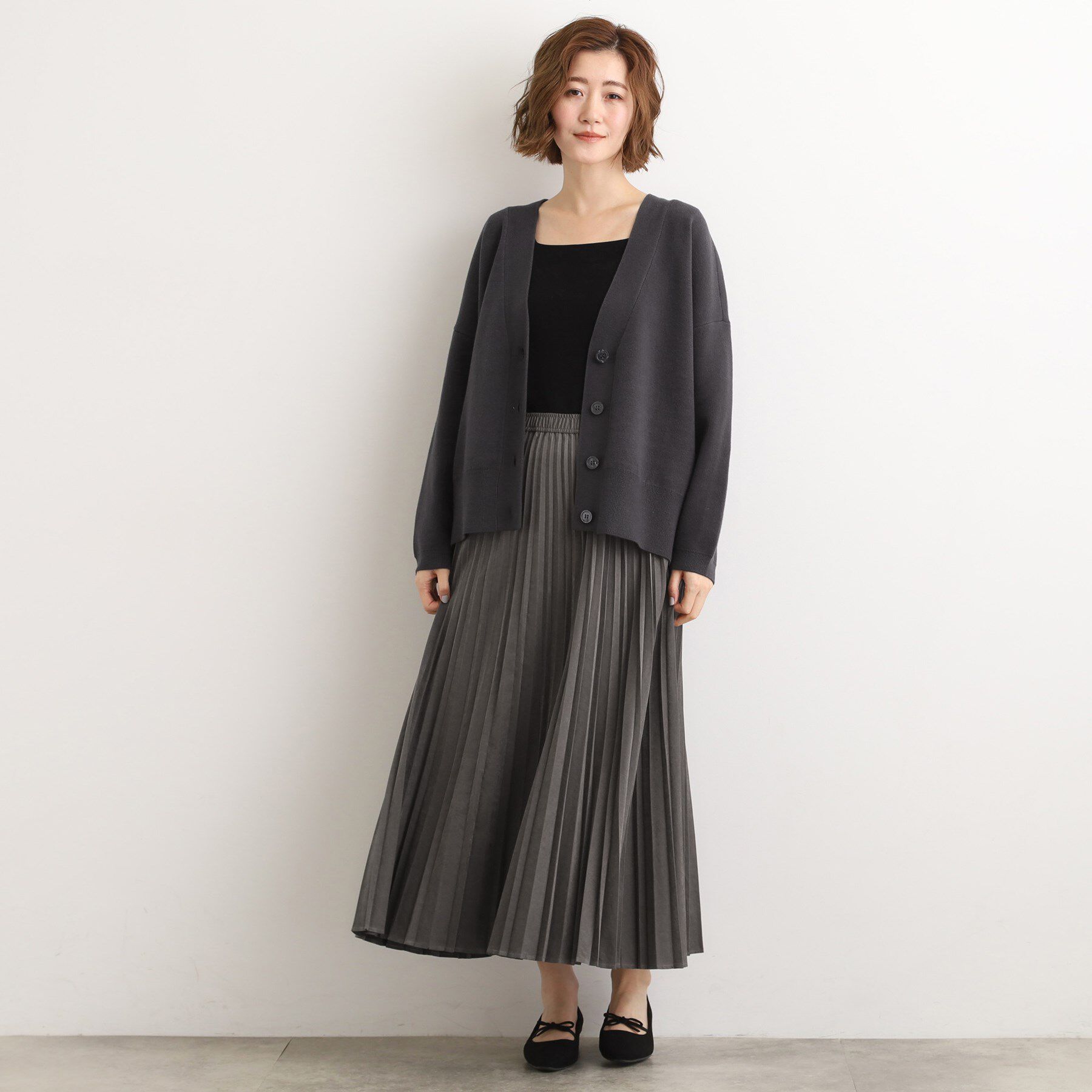grove「すっきり見えて、やさしく揺れる。大人のスエードライクプリーツスカート」|スカート|