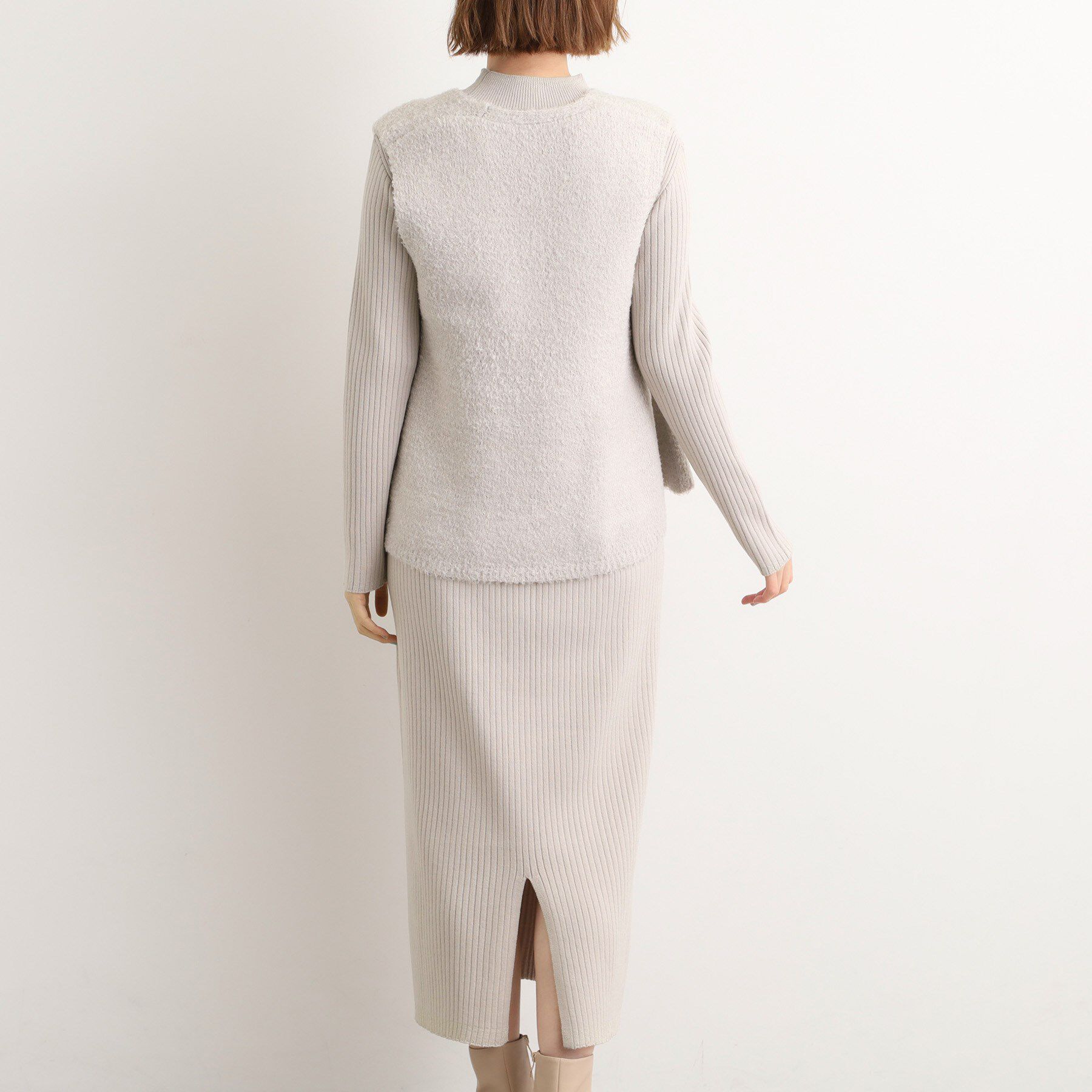 grove「【2点SET/体型カバー】一枚で決まる、ペプラムベスト&times;ニットワンピース」|ワンピース|