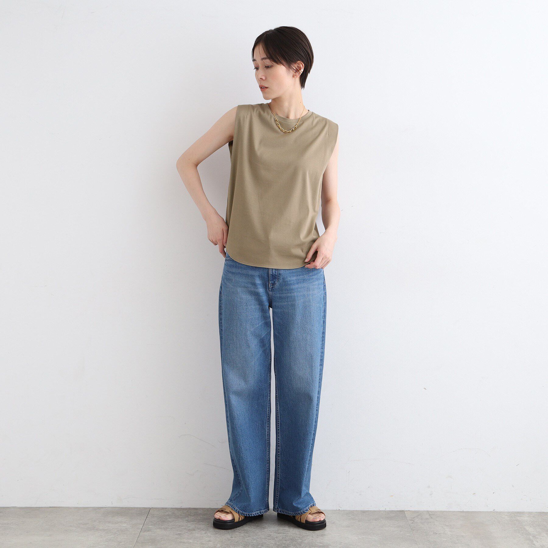 INDIVI「【洗える】タックデザインノースリーブTシャツ」|Tシャツ・カットソー|