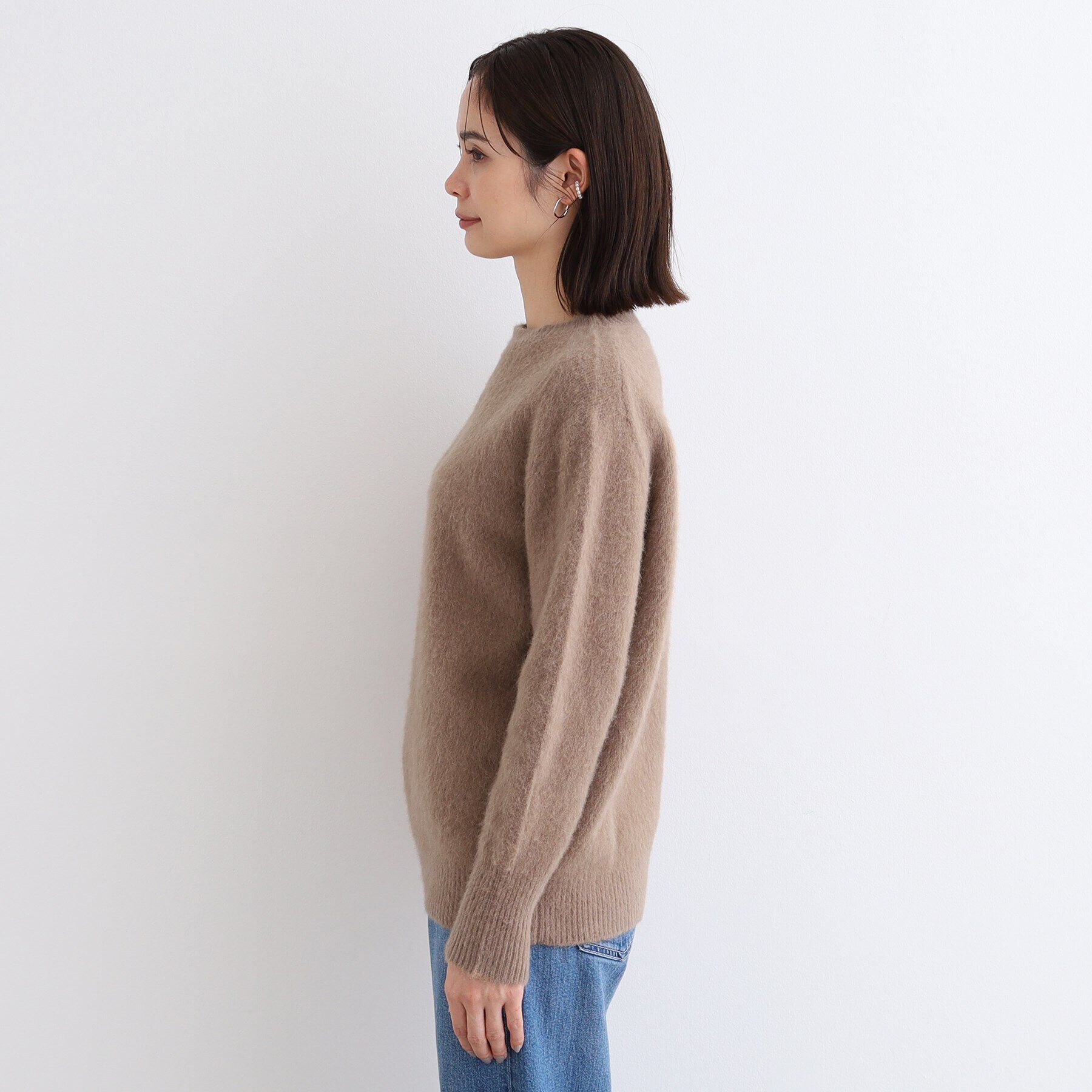 INDIVI「【フォックス混】ラウンドネックヘアリーニット」|ニット・セーター|