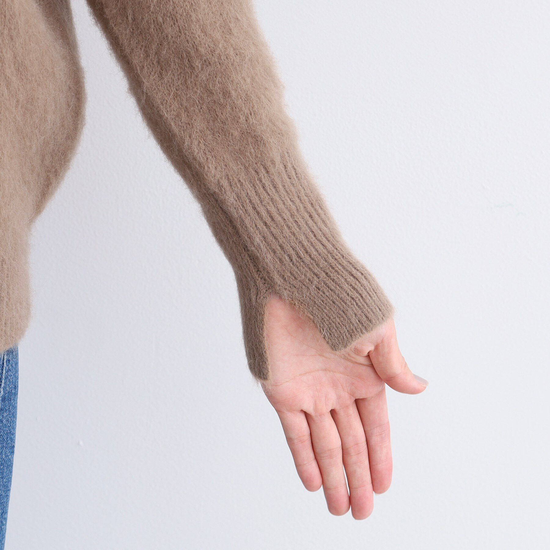 INDIVI「【フォックス混】ラウンドネックヘアリーニット」|ニット・セーター|