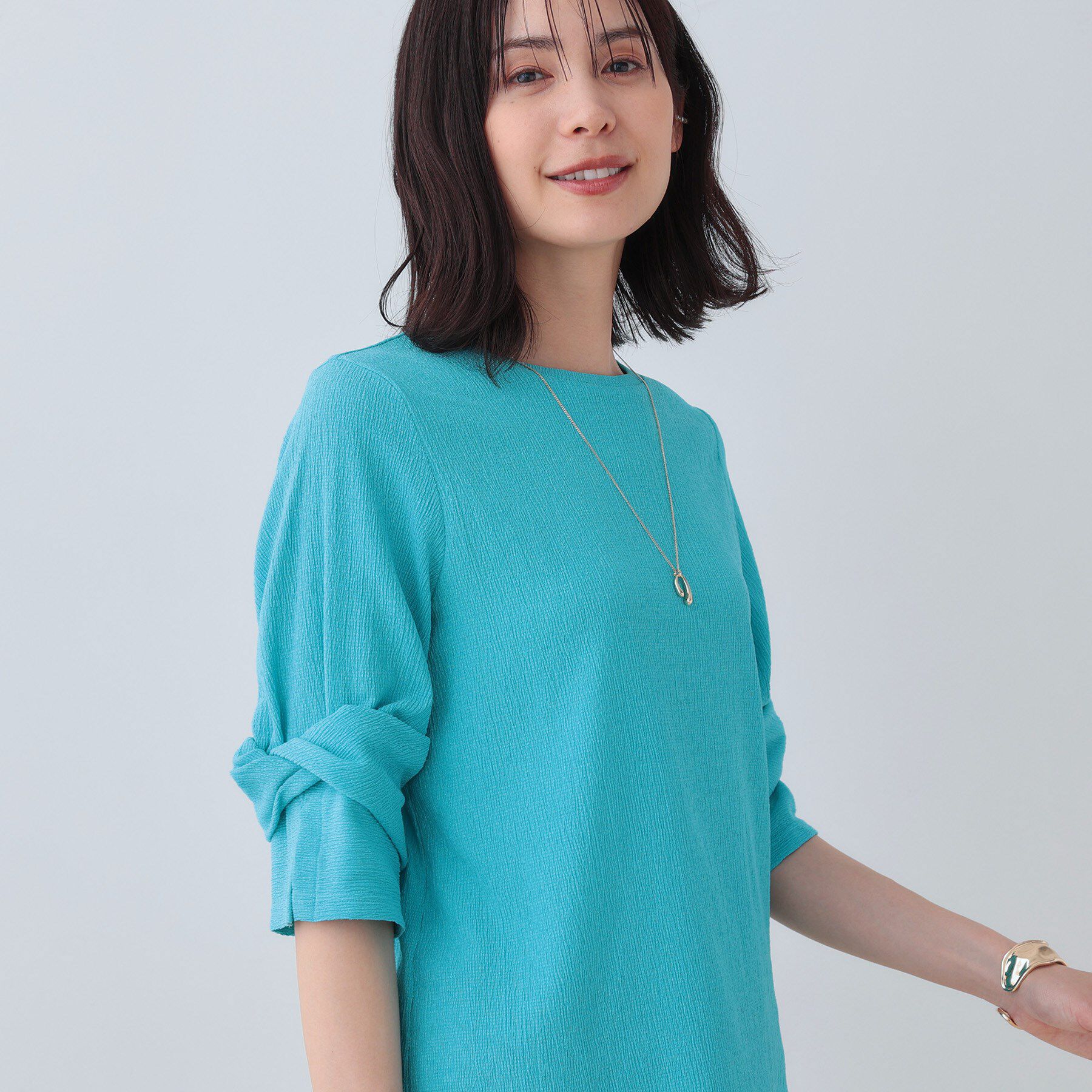 INDIVI「【洗える／吸水速乾／UVケア】ねじりデザイン袖カットソー」|Tシャツ・カットソー|