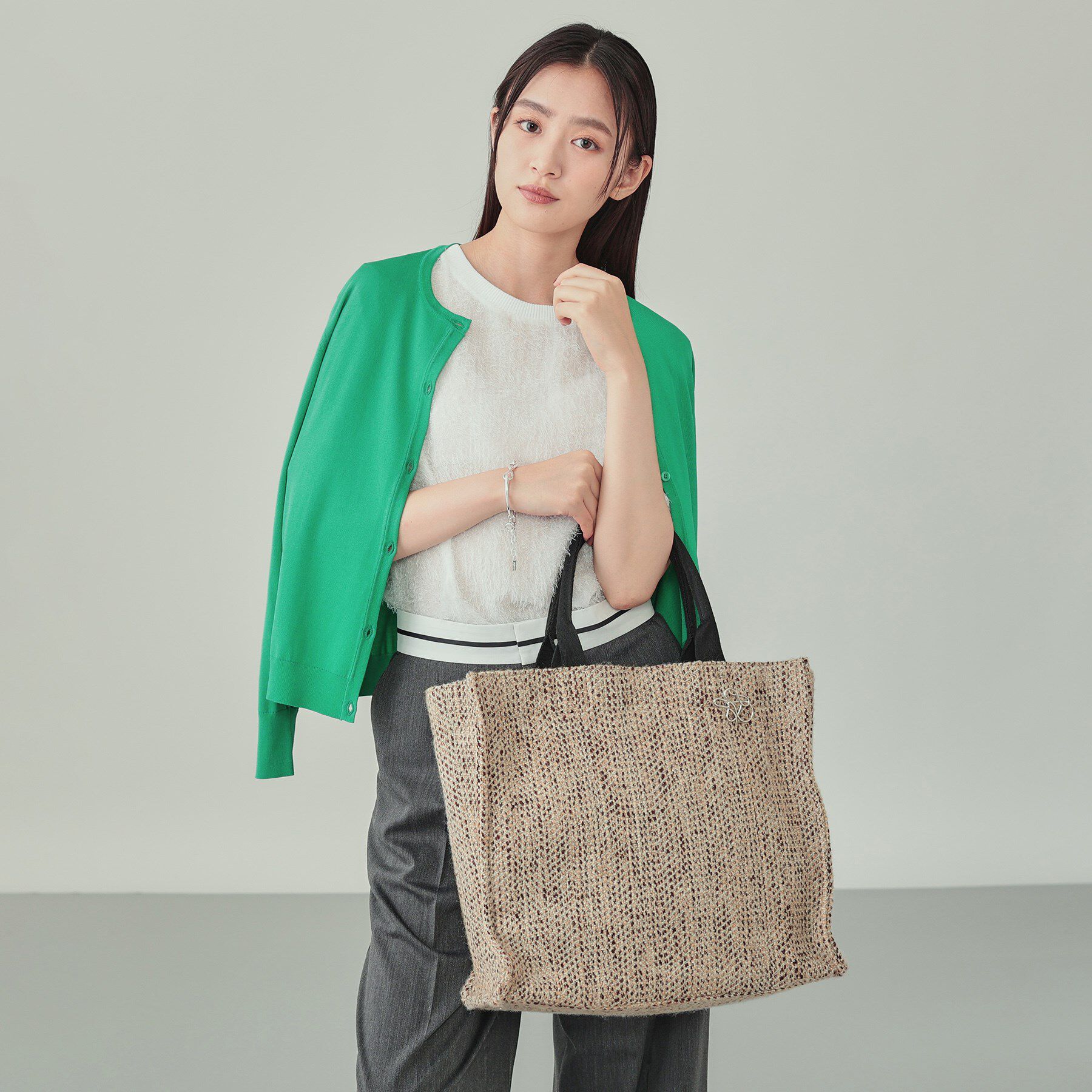 INDIVI「【選べる柄バリエ】スクエアトートバッグ」|トートバッグ|