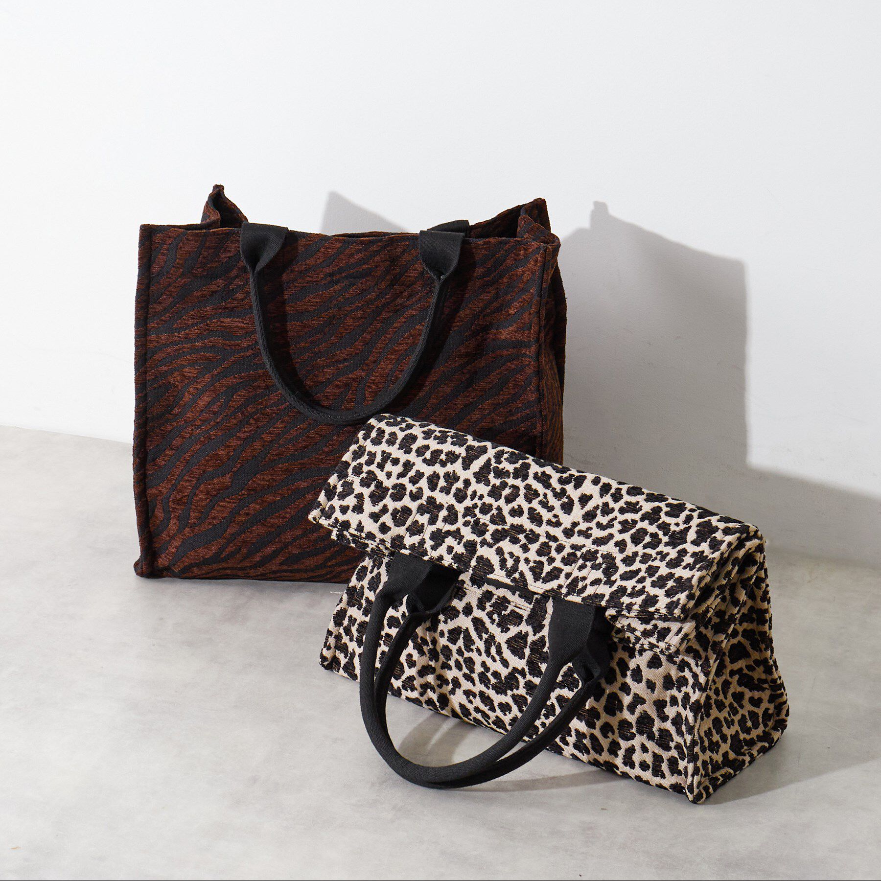 INDIVI「【選べる柄バリエ】スクエアトートバッグ」|トートバッグ|