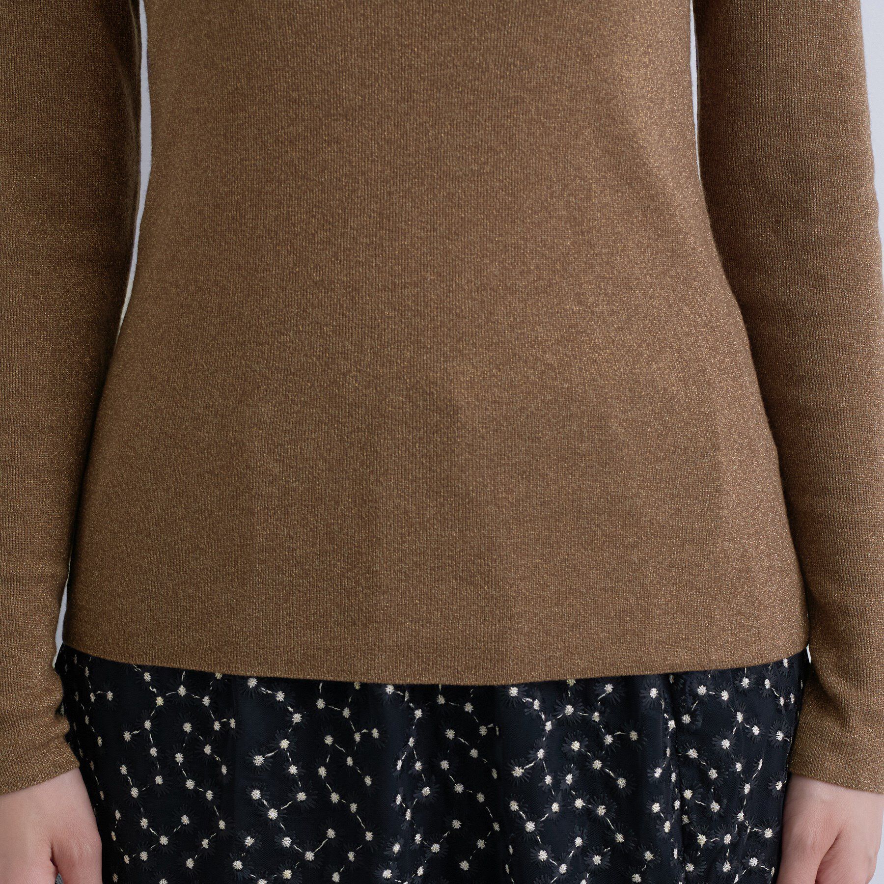 INDIVI「【洗える／薄手／ラメ】シアーラメニット」|ニット・セーター|