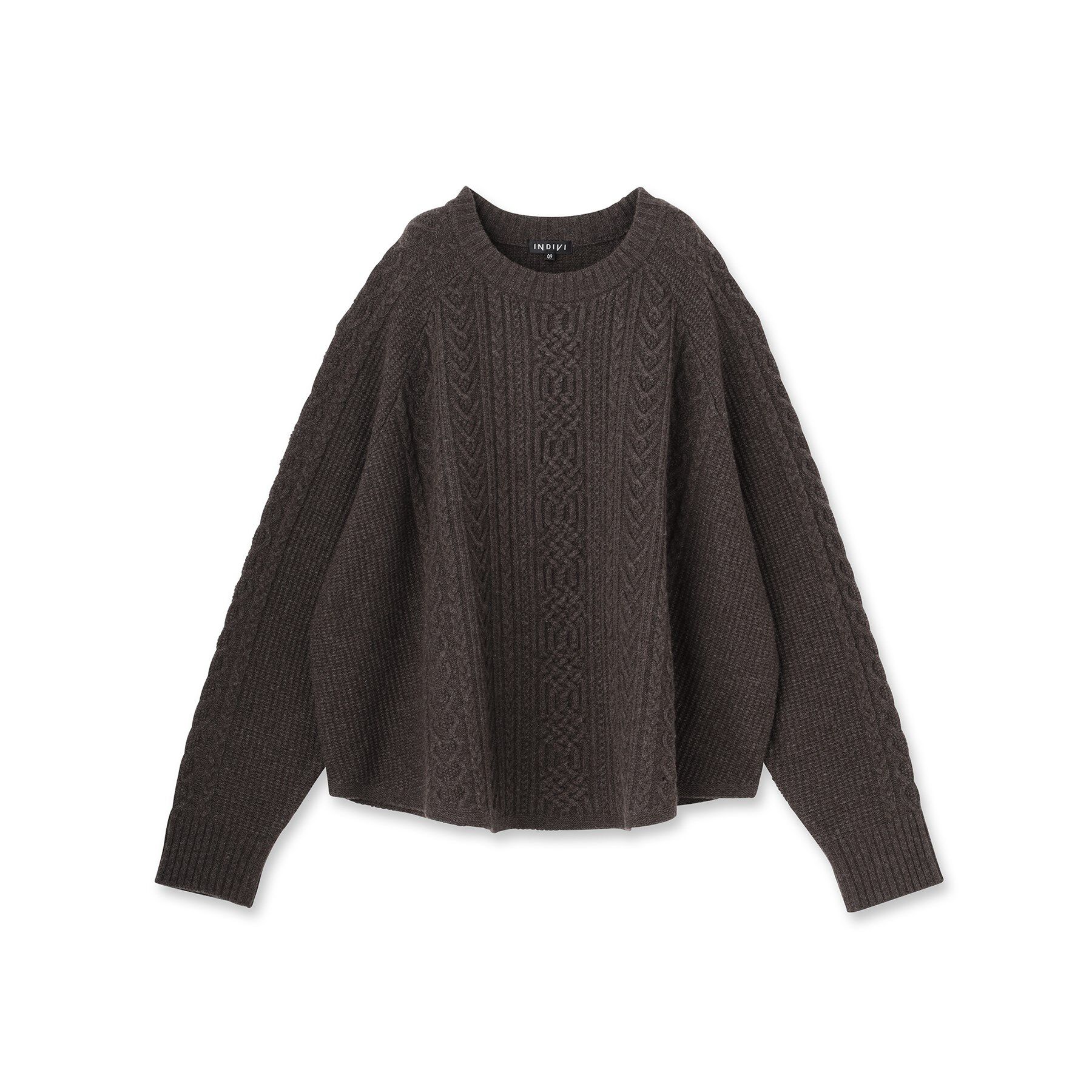 INDIVI「【洗える】ケーブルデザイン ラウンドヘムニット」|ニット・セーター|