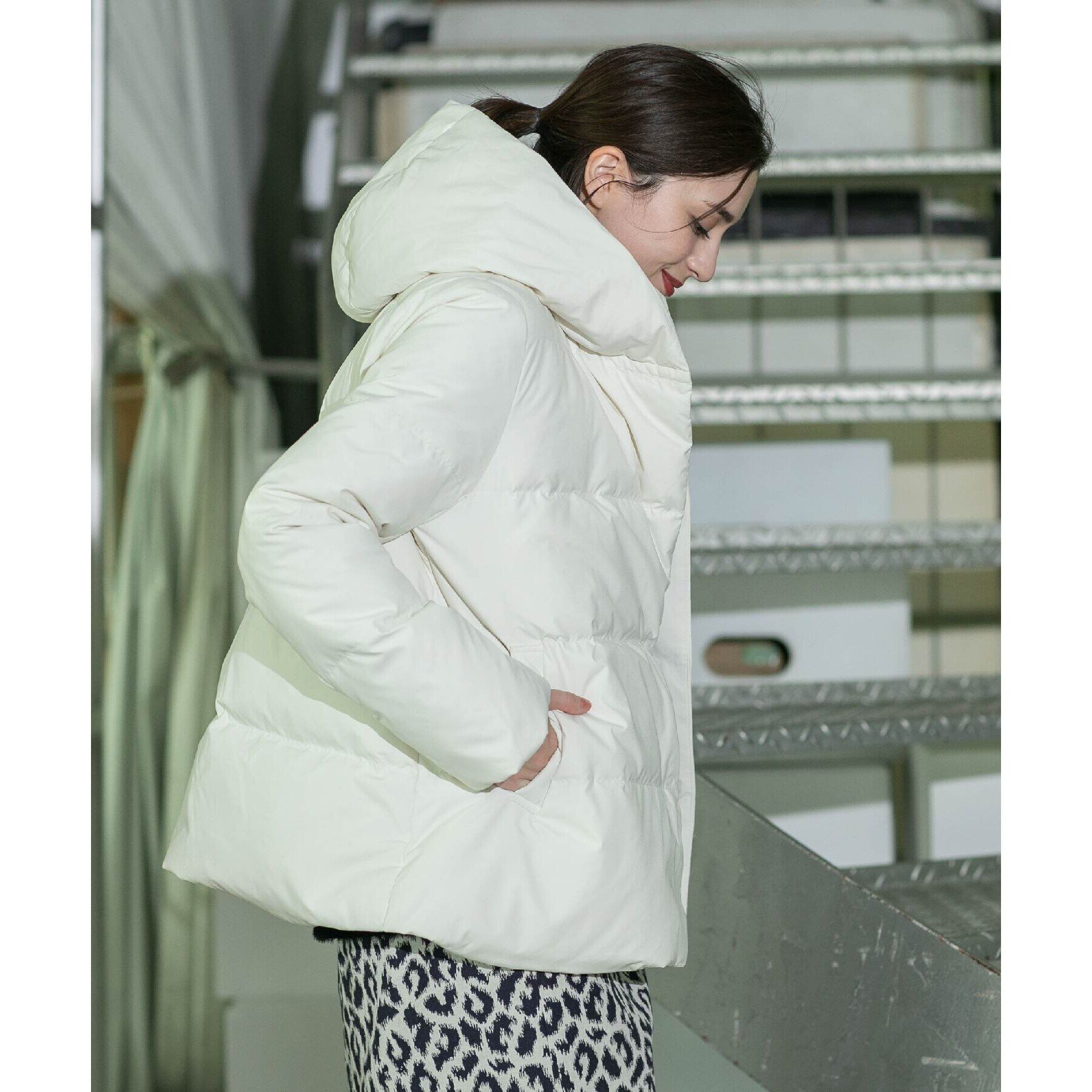 OPAQUE.CLIP「《S-LLsize》フードミドルダウンコート【洗濯機洗い可/撥水/防風/抗菌加工】」|ダウン|