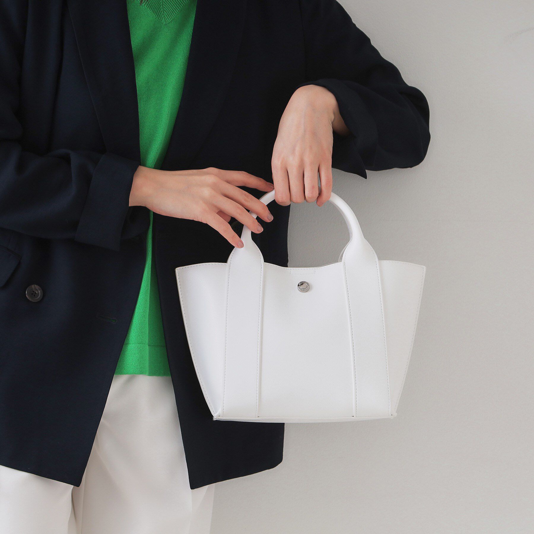 OPAQUE.CLIP「【2WAY】スムース合皮ミドルトートバッグ」|トートバッグ|