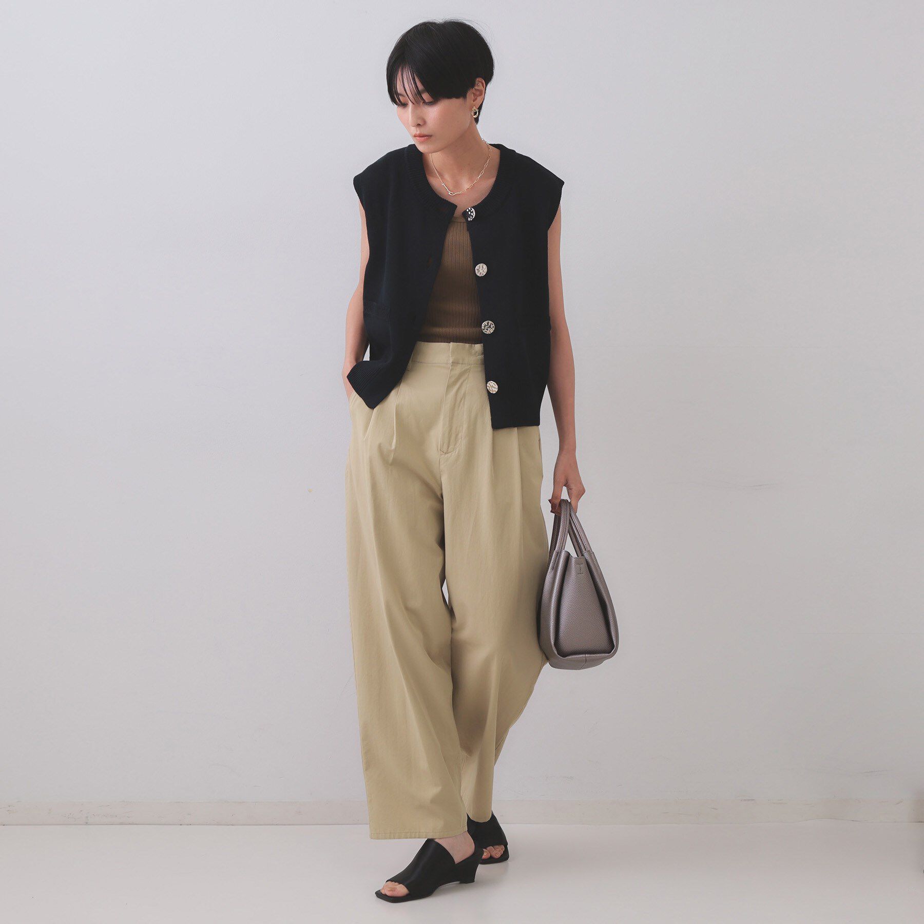 OPAQUE.CLIP「カーブタックパンツ【洗濯機洗い可】」|その他|