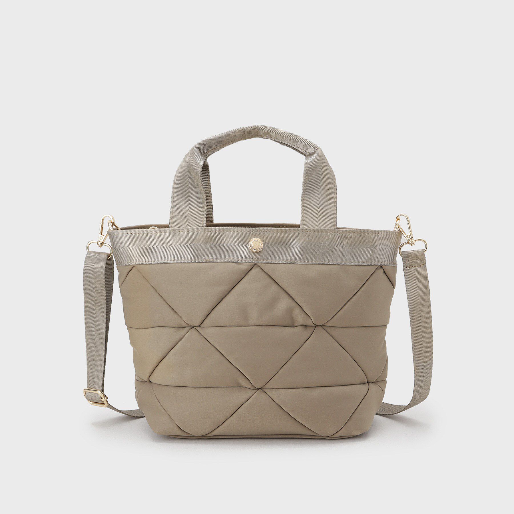 OPAQUE.CLIP「【2WAY／軽量】トライアングルキルティングミドルトートバッグ」|トートバッグ|