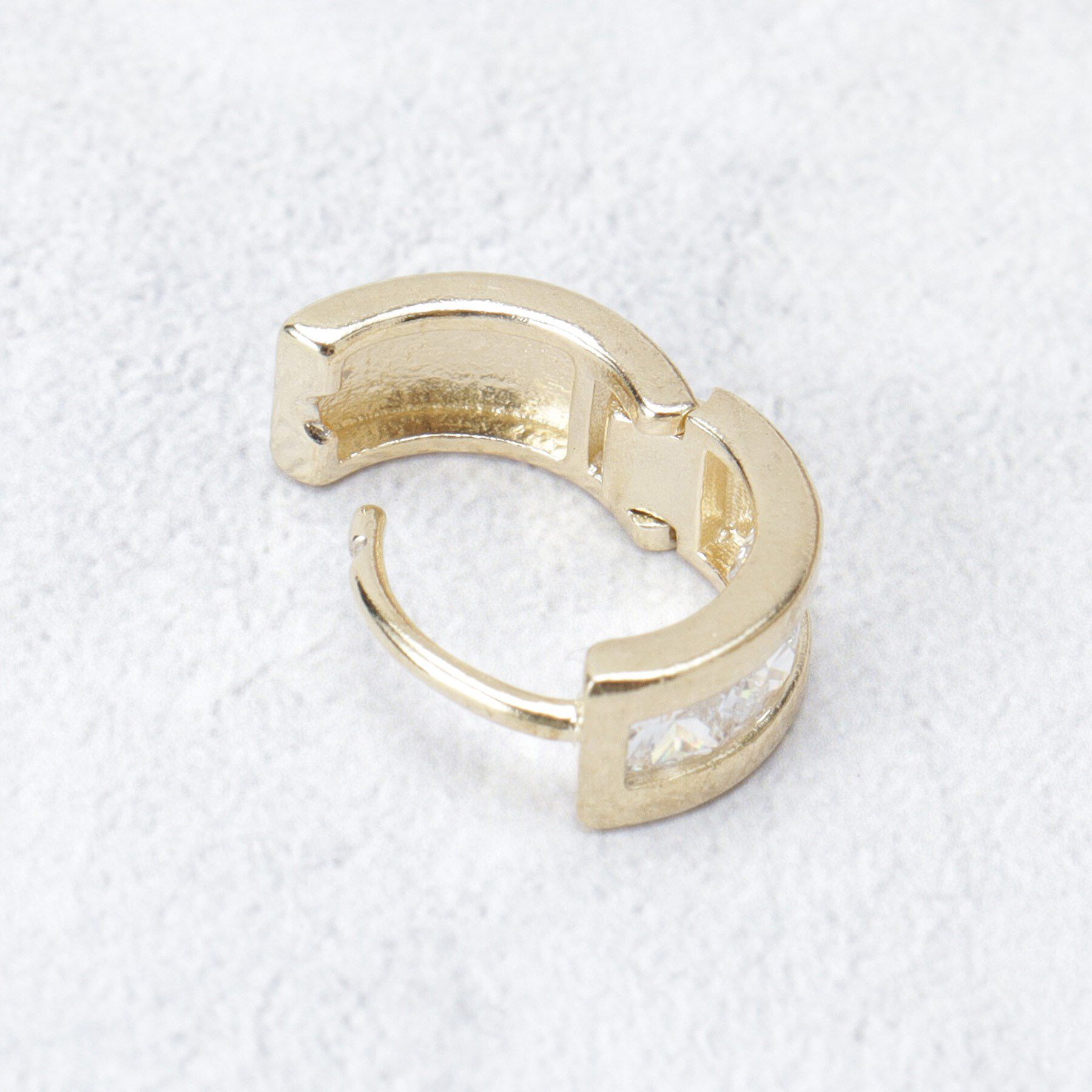 OPAQUE.CLIP「ビジューワンタッチピアス」|ピアス|