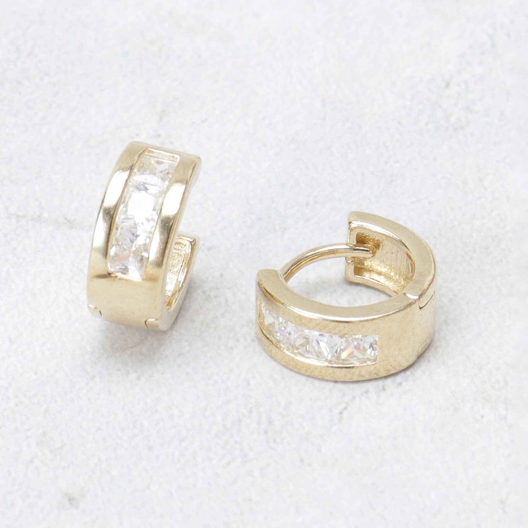 OPAQUE.CLIP「ビジューワンタッチピアス」|ピアス|ゴールド(007)