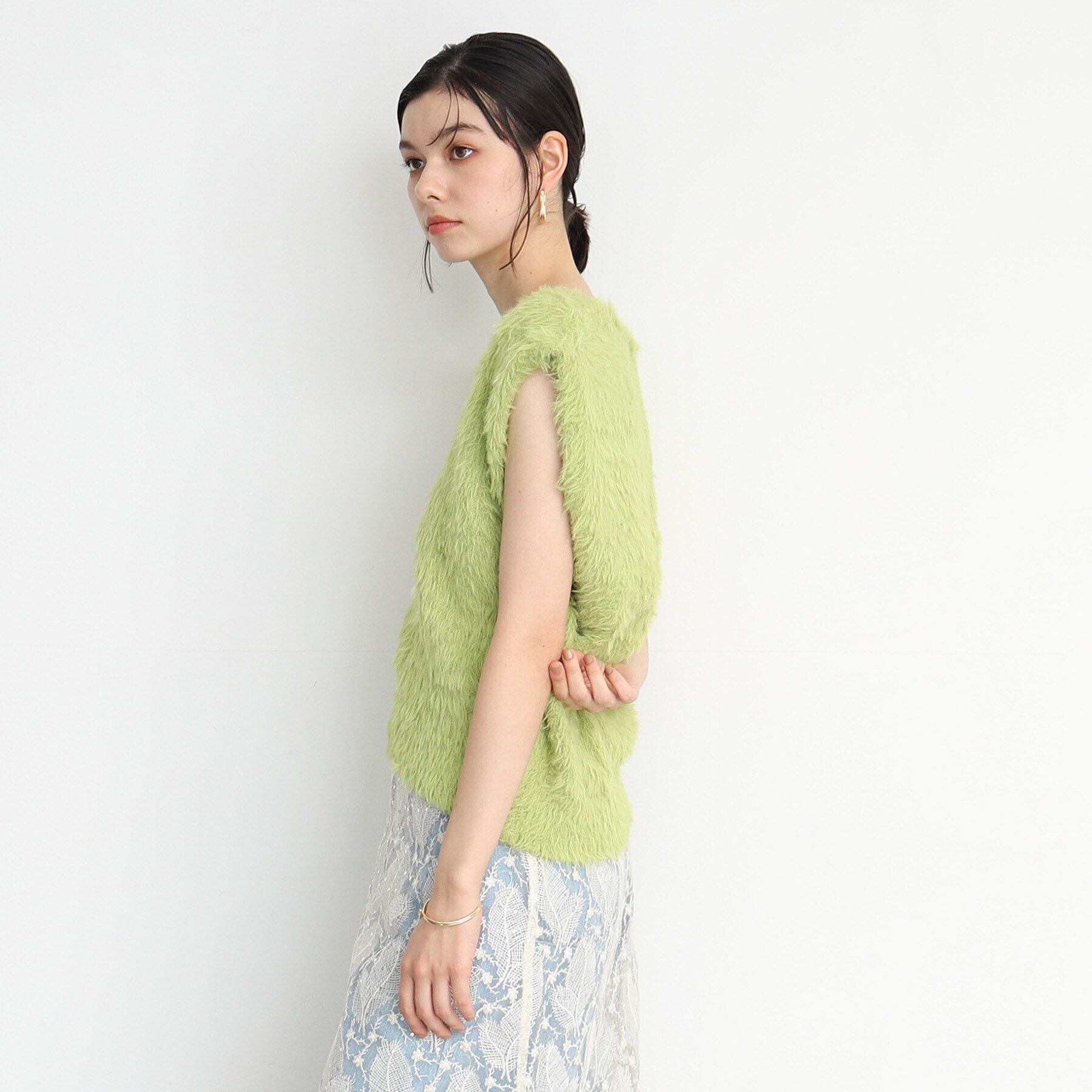 THE SHOP TK「【ヒルナンデス！で紹介】Vネックフェザーベスト/洗える」|ベスト・ジレ|