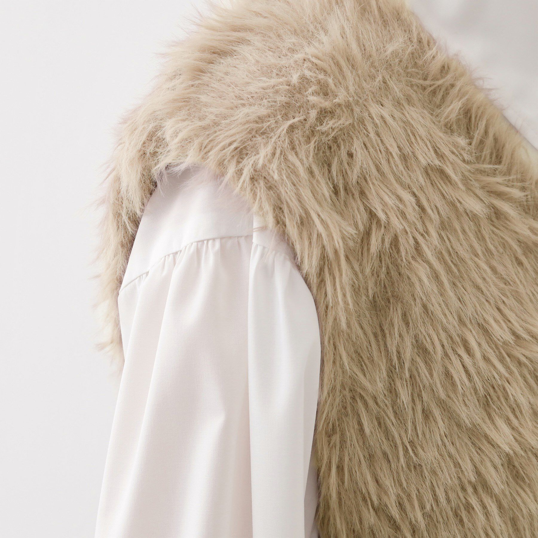 THE SHOP TK「ふわふわフェザーベスト/洗える」|ベスト・ジレ|