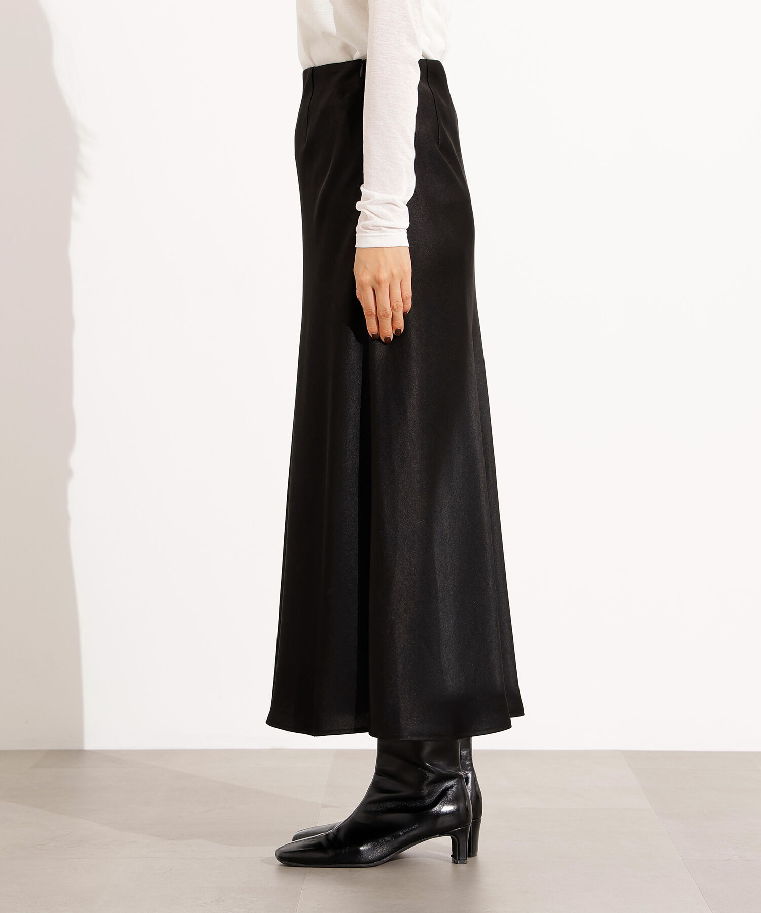  「サテンナロースカート」|スカート|