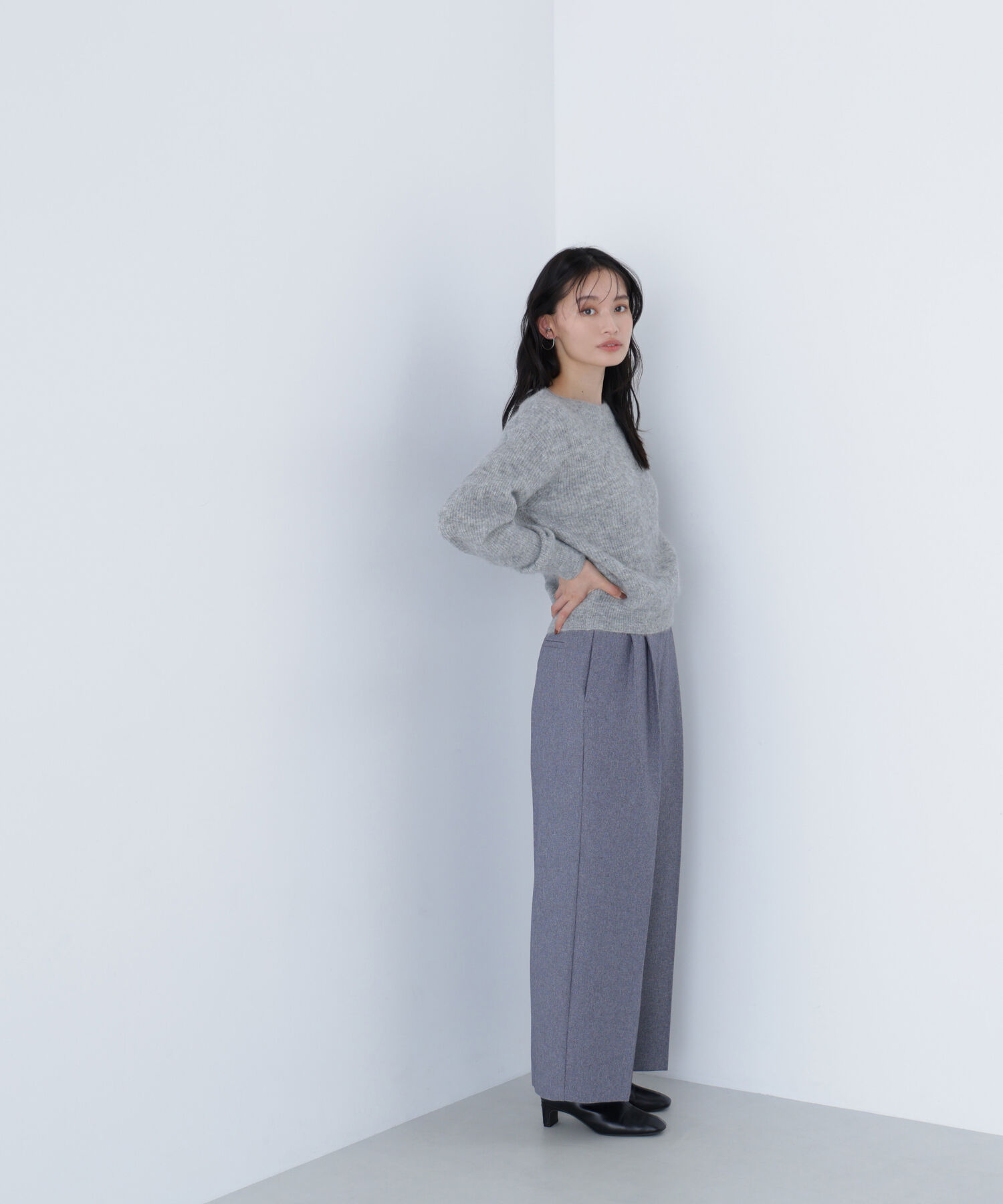  「アルパカ混クルーネックニット」|ニット・セーター|