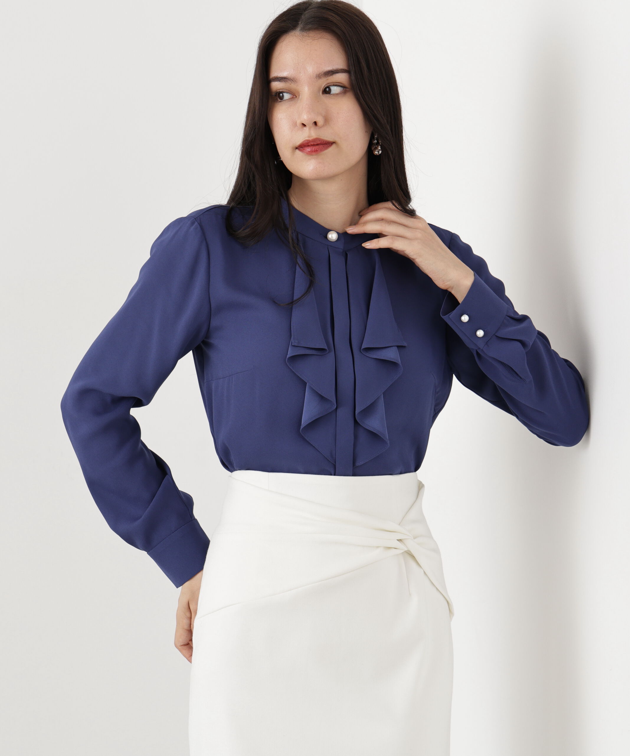  「◆フロントラッフルパール釦ブラウス」|シャツ・ブラウス|