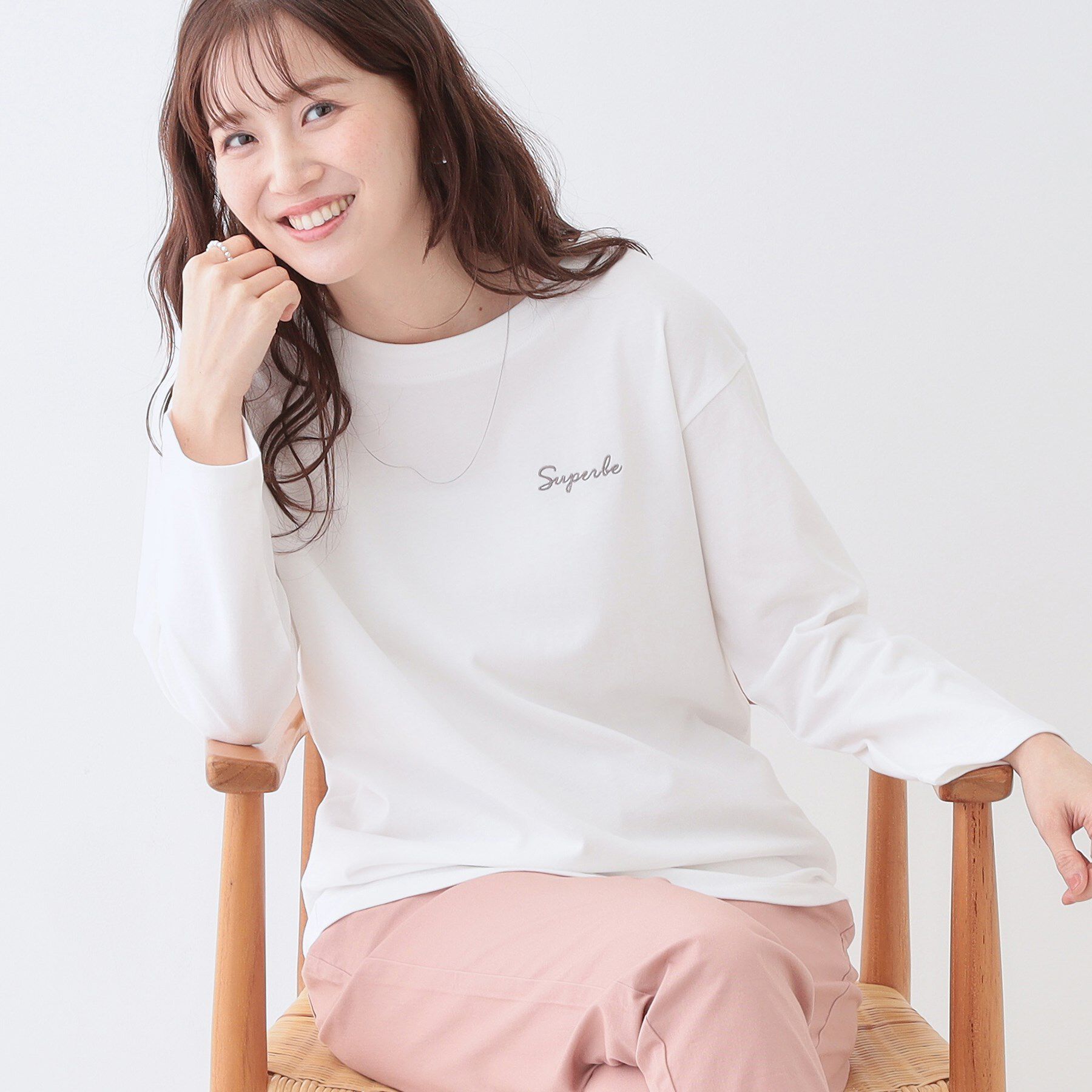 SHOO･LA･RUE「【洗える/S-LL】シンプルだから着回ししやすい コットンアソートロンT」|Tシャツ・カットソー|オフホワイト(003