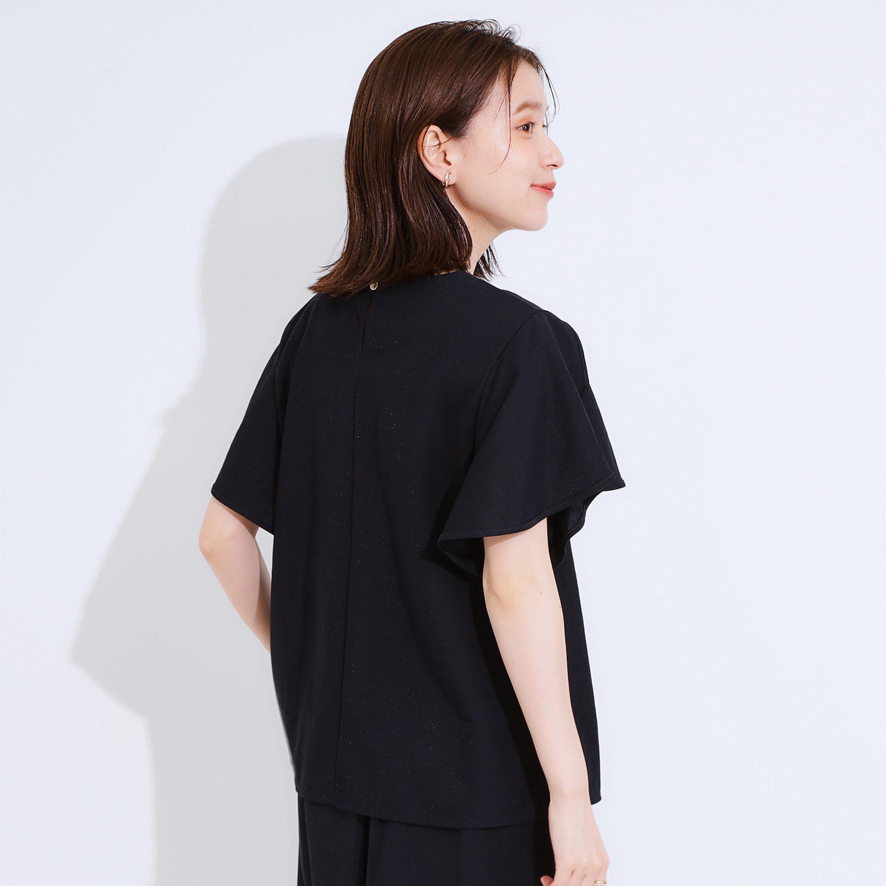 SHOO･LA･RUE「【セットアップ可/ひんやり/S-LL】きちんと感のあるフリル袖トップス」|Tシャツ・カットソー|