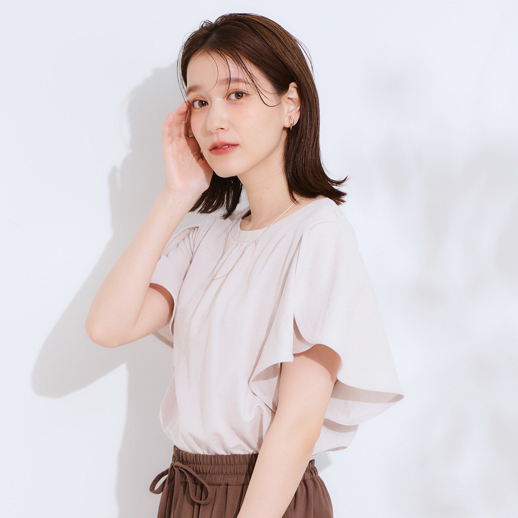 SHOO･LA･RUE「【セットアップ可/ひんやり/S-LL】きちんと感のあるフリル袖トップス」|Tシャツ・カットソー|