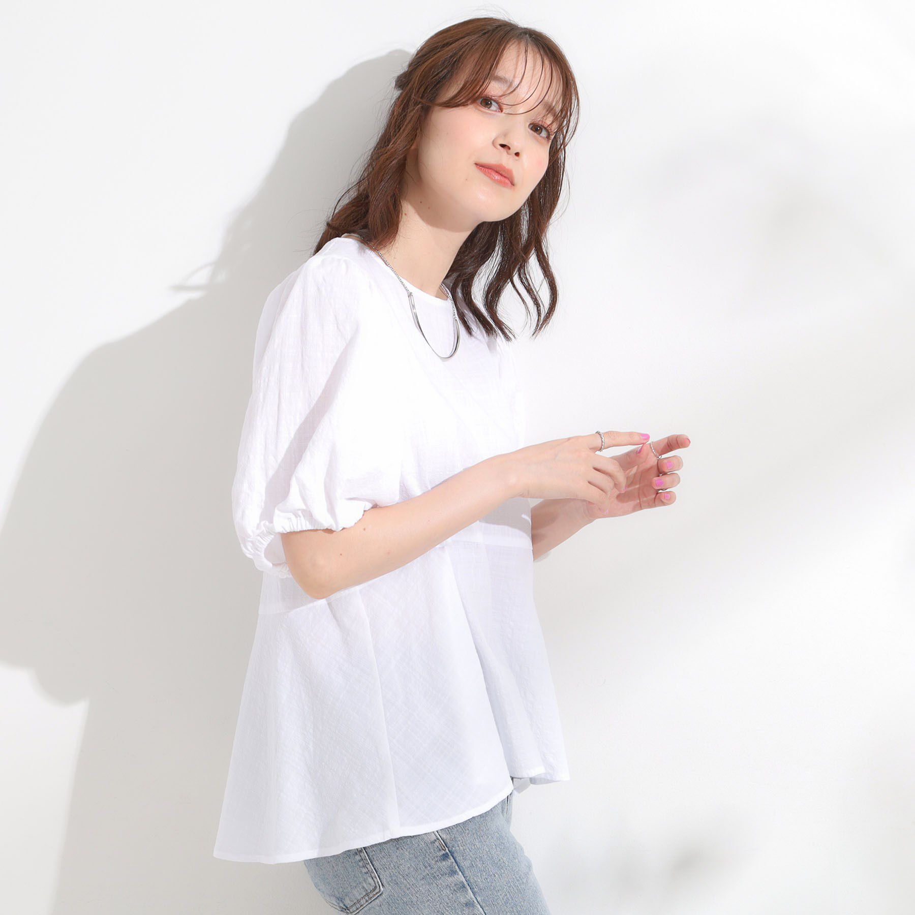 SHOO･LA･RUE「【S-LL】バルーン袖で大人可愛く ペプラムブラウス」|シャツ・ブラウス|