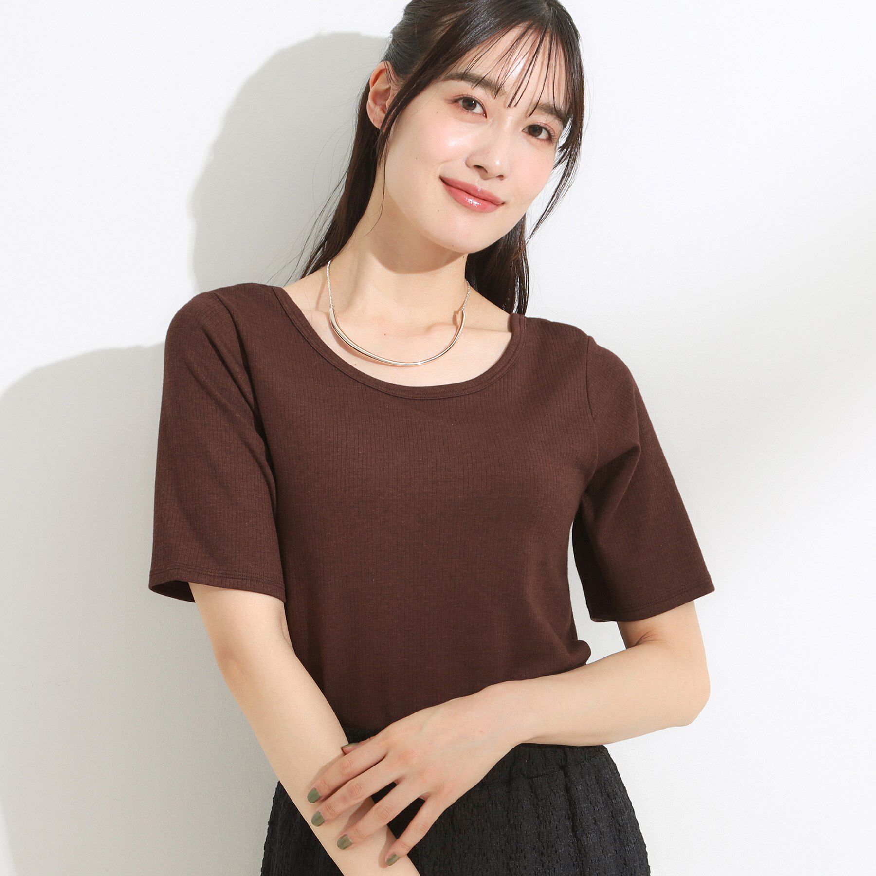 SHOO･LA･RUE「【S-LL/ひんやり/前後2WAY】シンプルだから使いやすい テレコTシャツ」|Tシャツ・カットソー|ブラウン(043)