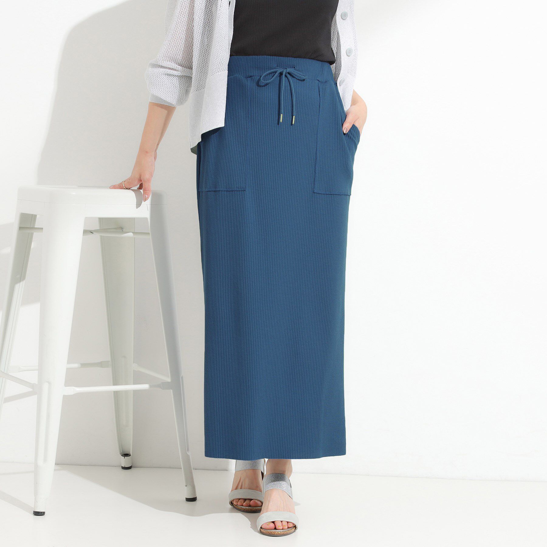 SHOO･LA･RUE「【セルフカット可/吸水速乾/抗菌防臭】着回ししやすい カットリブナロースカート」|スカート|ブルー(093)