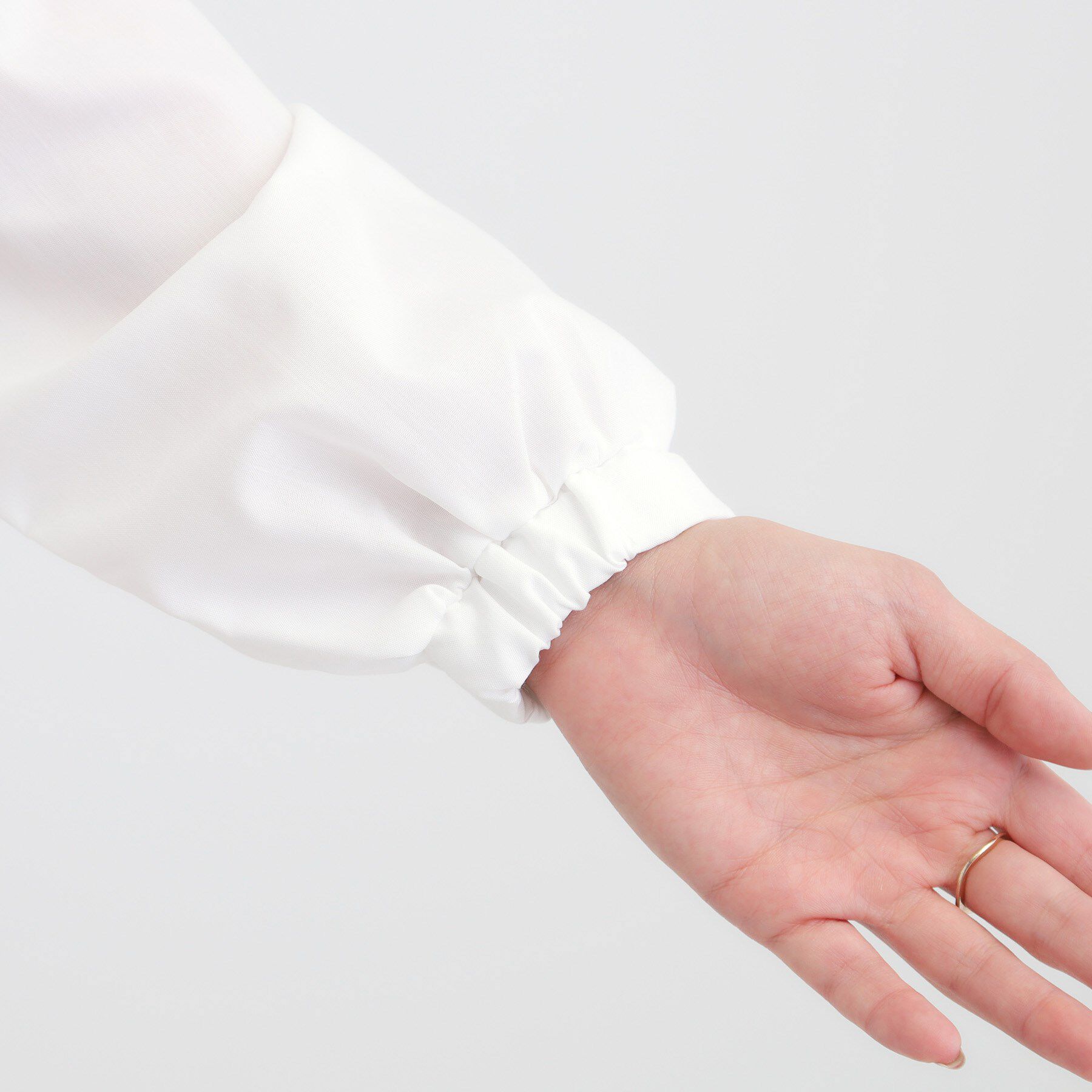 SHOO･LA･RUE「【S-LL/2点セット】着回し自在 ニットベスト＋フレアブラウス」|ニット・セーター|