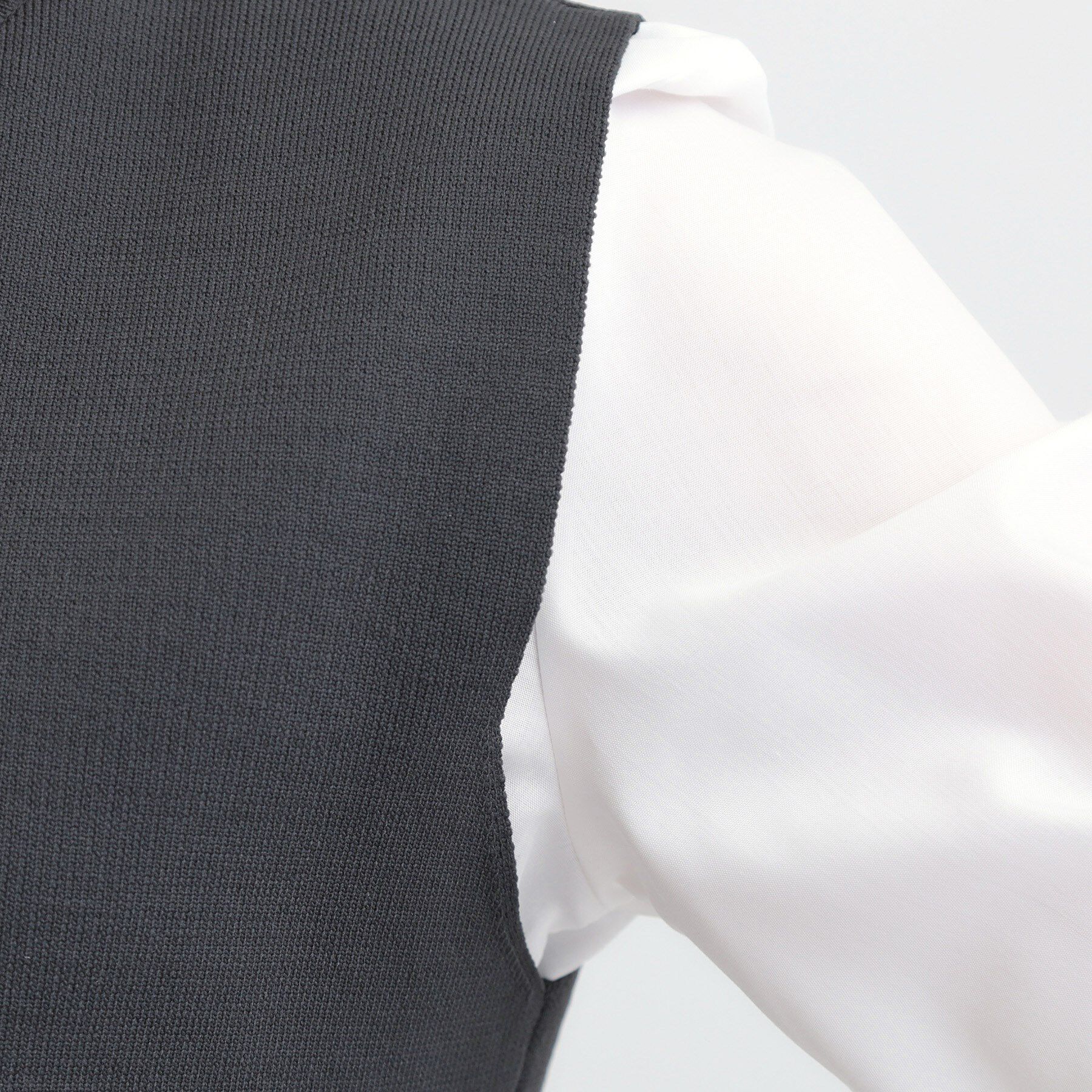 SHOO･LA･RUE「【S-LL/2点セット】着回し自在 ニットベスト＋フレアブラウス」|ニット・セーター|