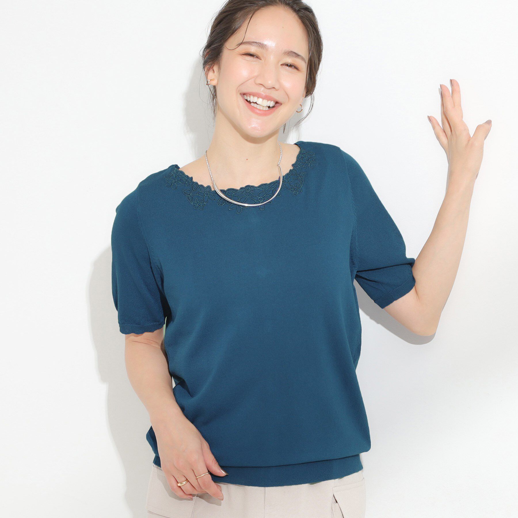 SHOO･LA･RUE「【洗える/S-LL/前後2WAY】きれい見え 刺繍ニットカーディガン」|カーディガン|ブルー(093)