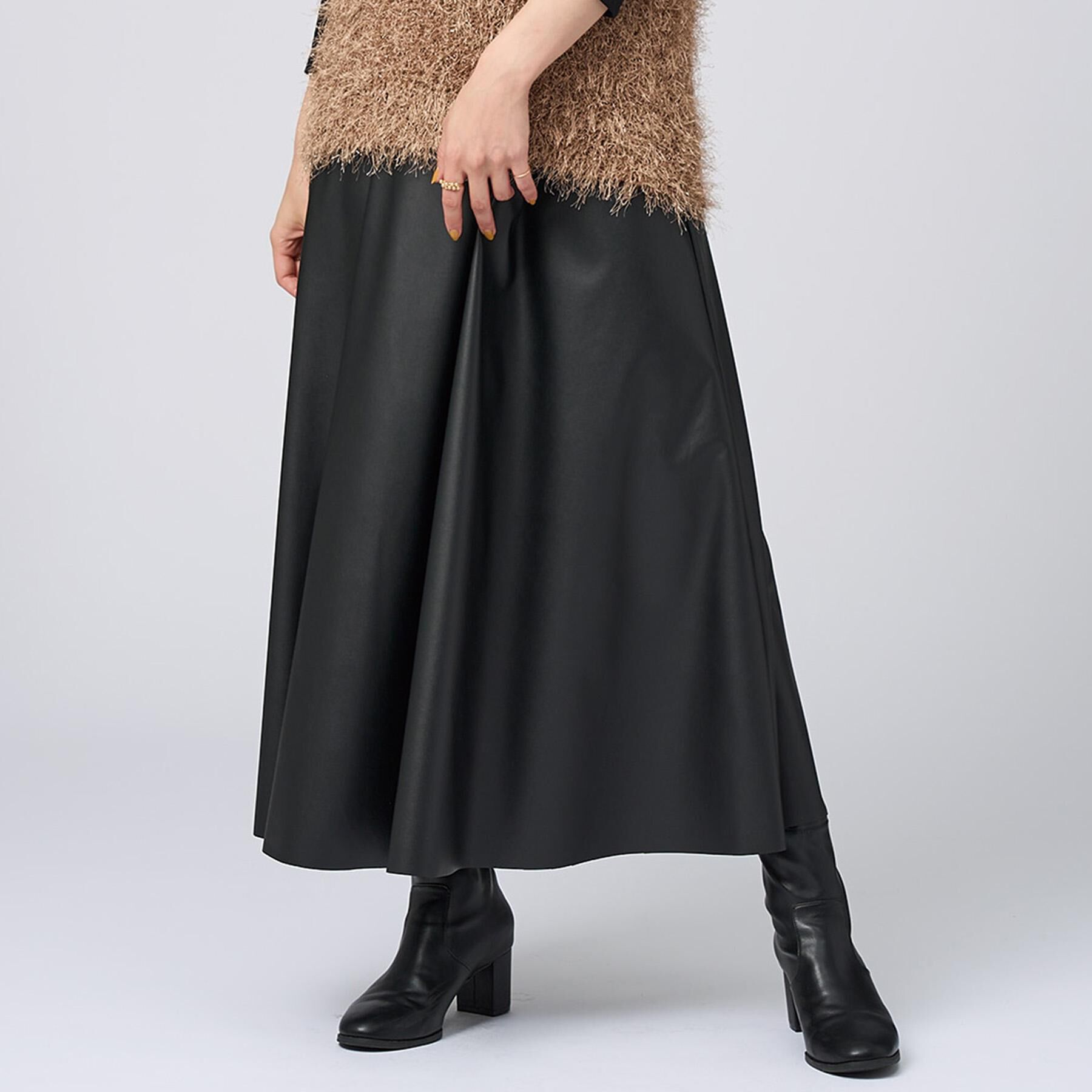 SHOO･LA･RUE「【S-LL】大人の抜け感 合皮フレアスカート」|スカート|