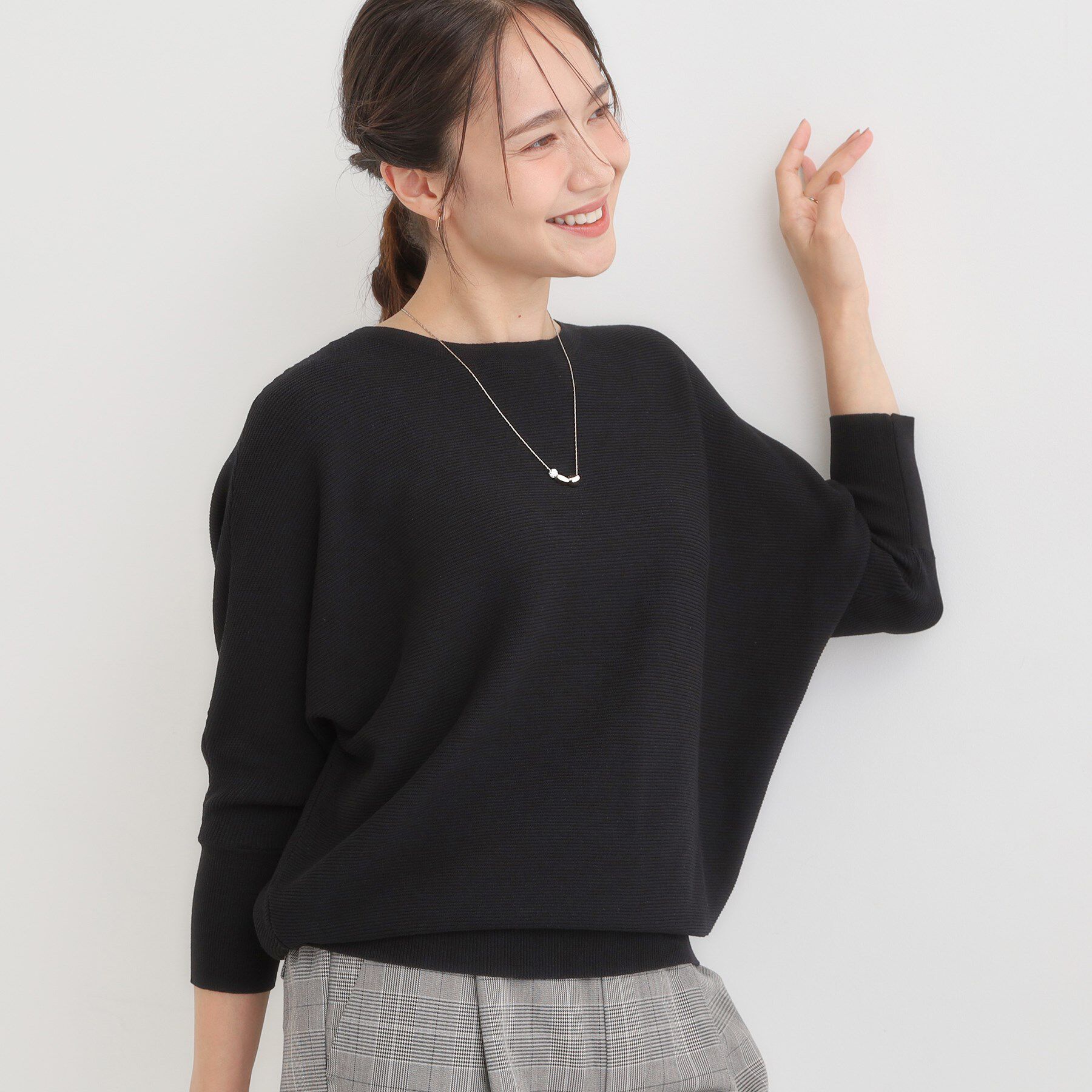 SHOO･LA･RUE「【洗える/毛玉になりにくい/UV】 ガータードルマン 7分袖ニット」|ニット・セーター|ブラック(019)