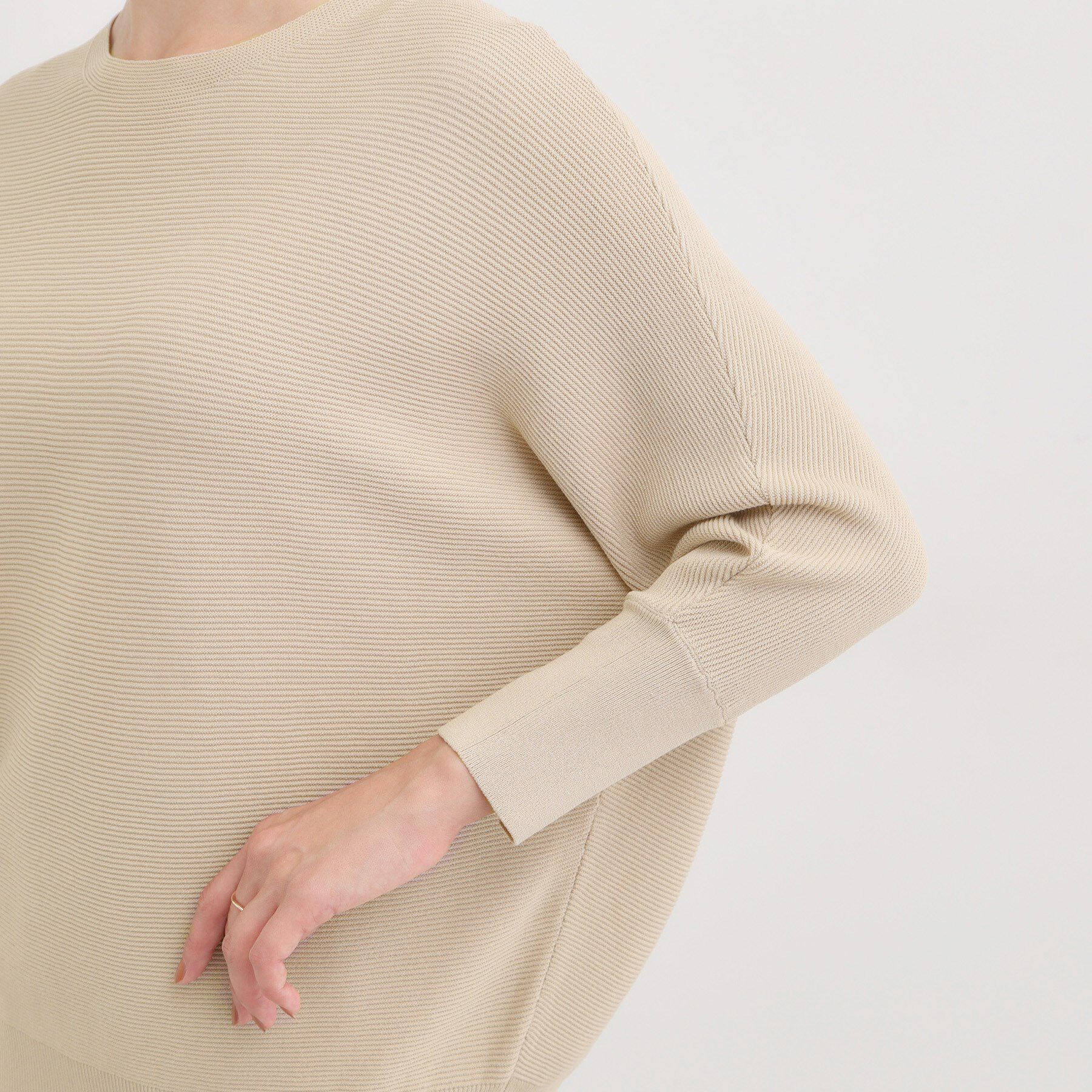 SHOO･LA･RUE「【洗える/毛玉になりにくい/UV】 ガータードルマン 7分袖ニット」|ニット・セーター|