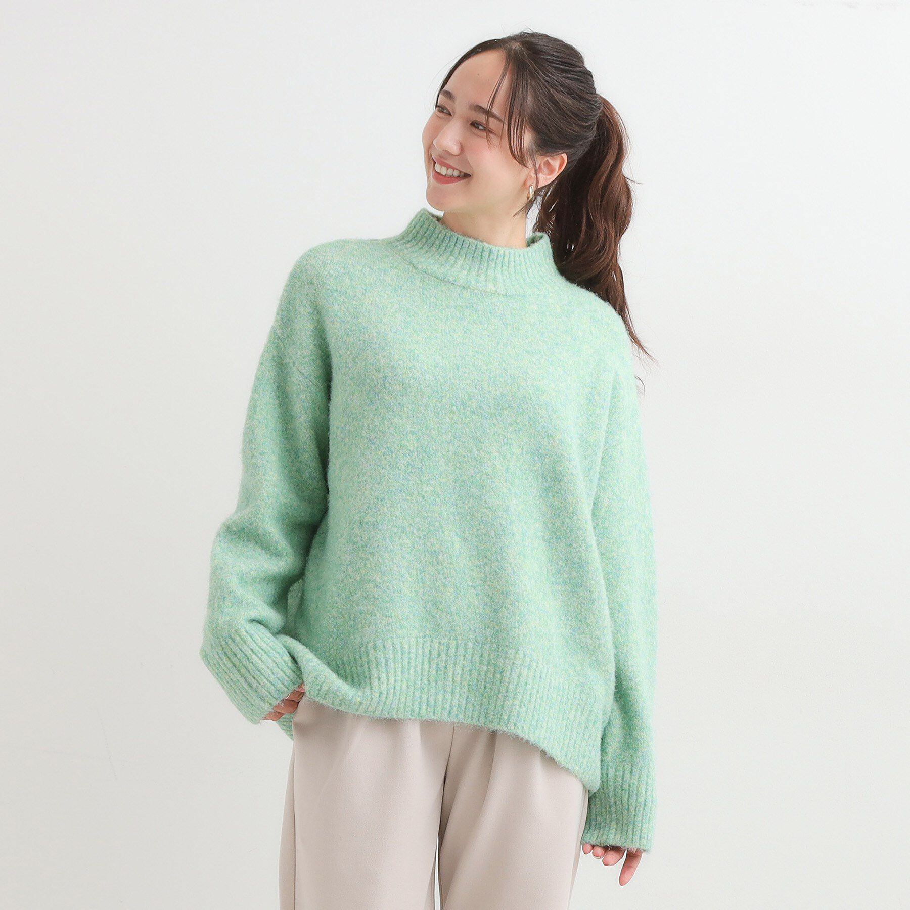 SHOO･LA･RUE「【洗濯機可/S-LL】インせず着られる ふわふわハイネックニット」|ニット・セーター|