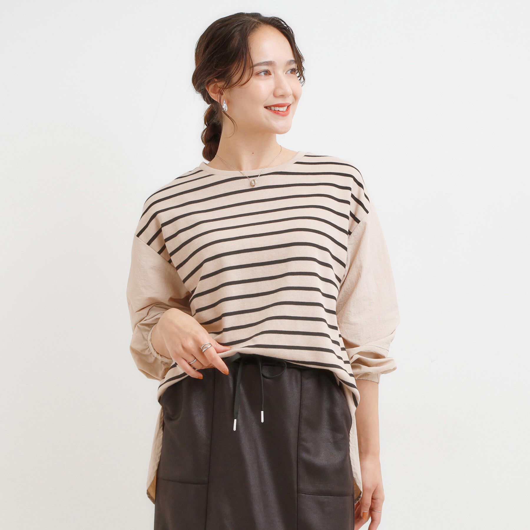 SHOO･LA･RUE「【洗える/S-LL】背中タック入り パフ袖プルオーバー」|Tシャツ・カットソー|