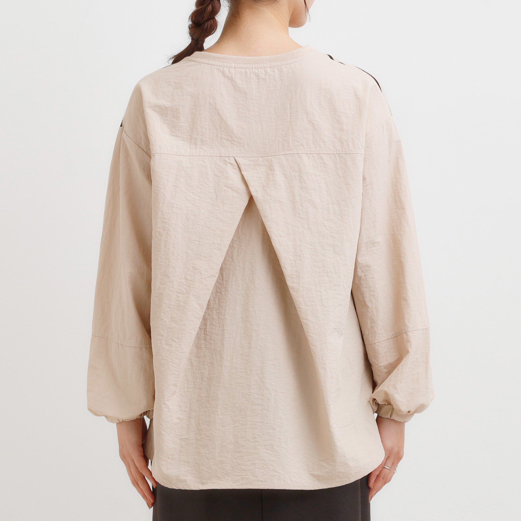 SHOO･LA･RUE「【洗える/S-LL】背中タック入り パフ袖プルオーバー」|Tシャツ・カットソー|