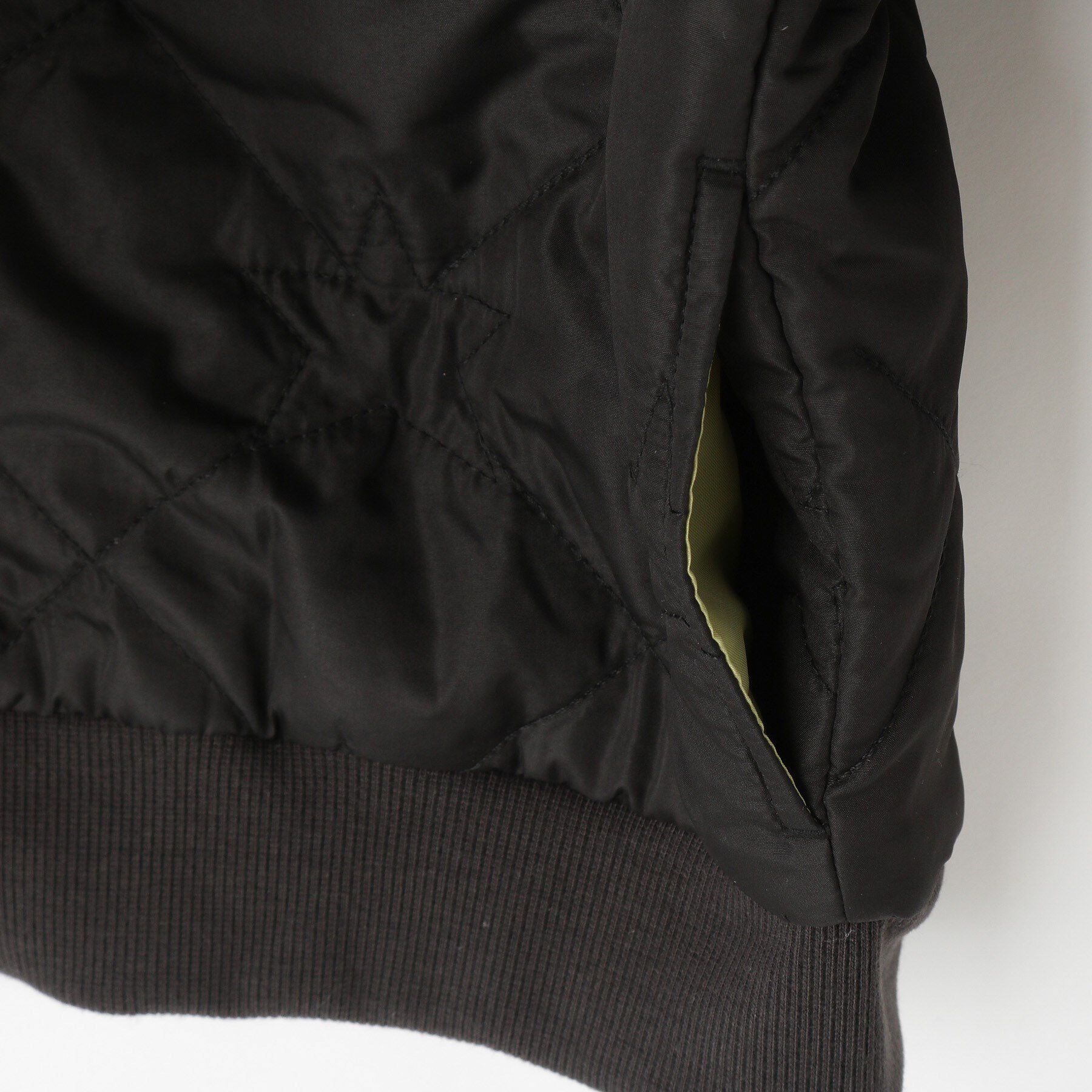 SHOO･LA･RUE「【100-150cm】星キルトリブブルゾン」|ブルゾン・スタジャン|