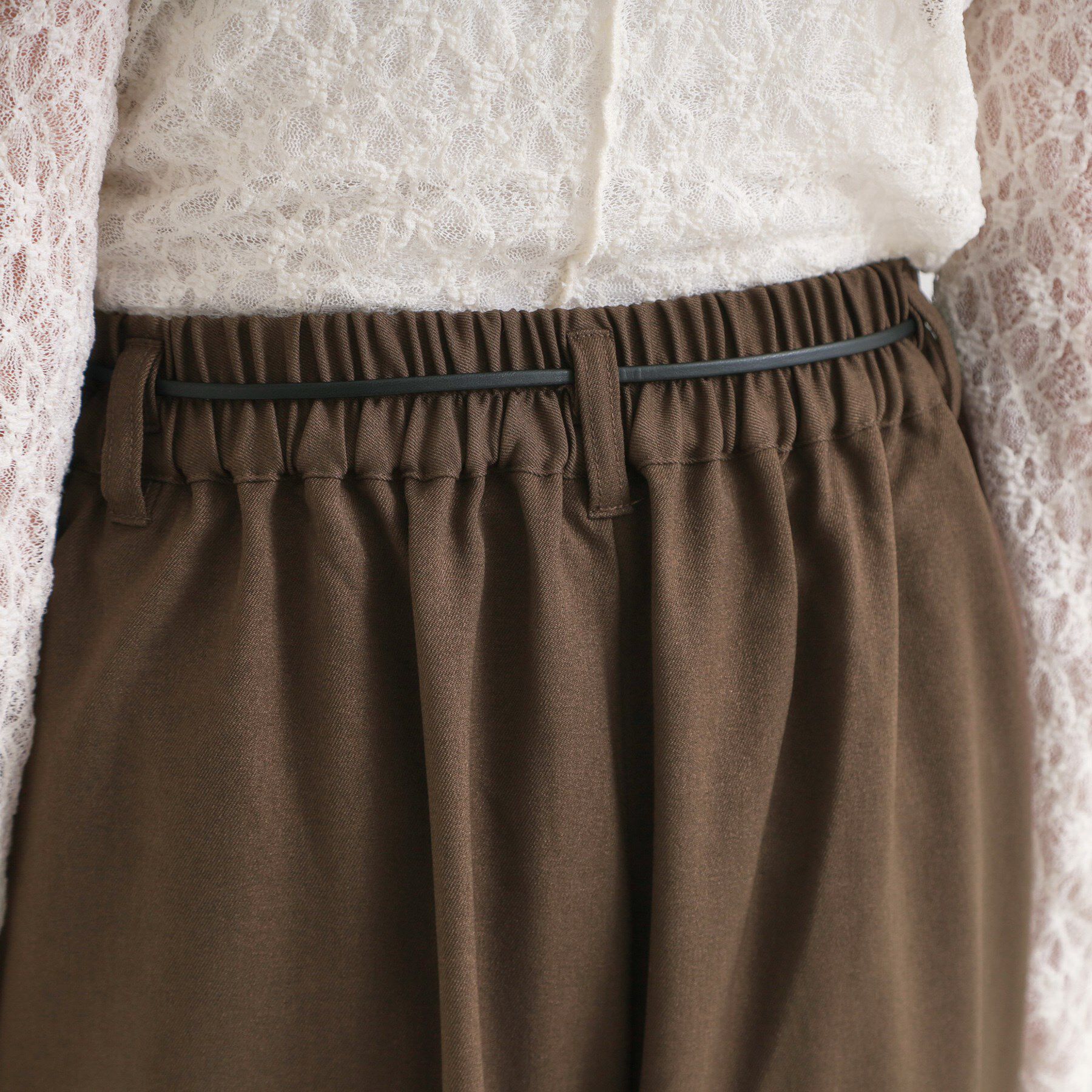 SHOO･LA･RUE「【S-LL/2点セット】脚のラインを拾いにくい ベルト付きタックスカーチョパンツ」|その他|