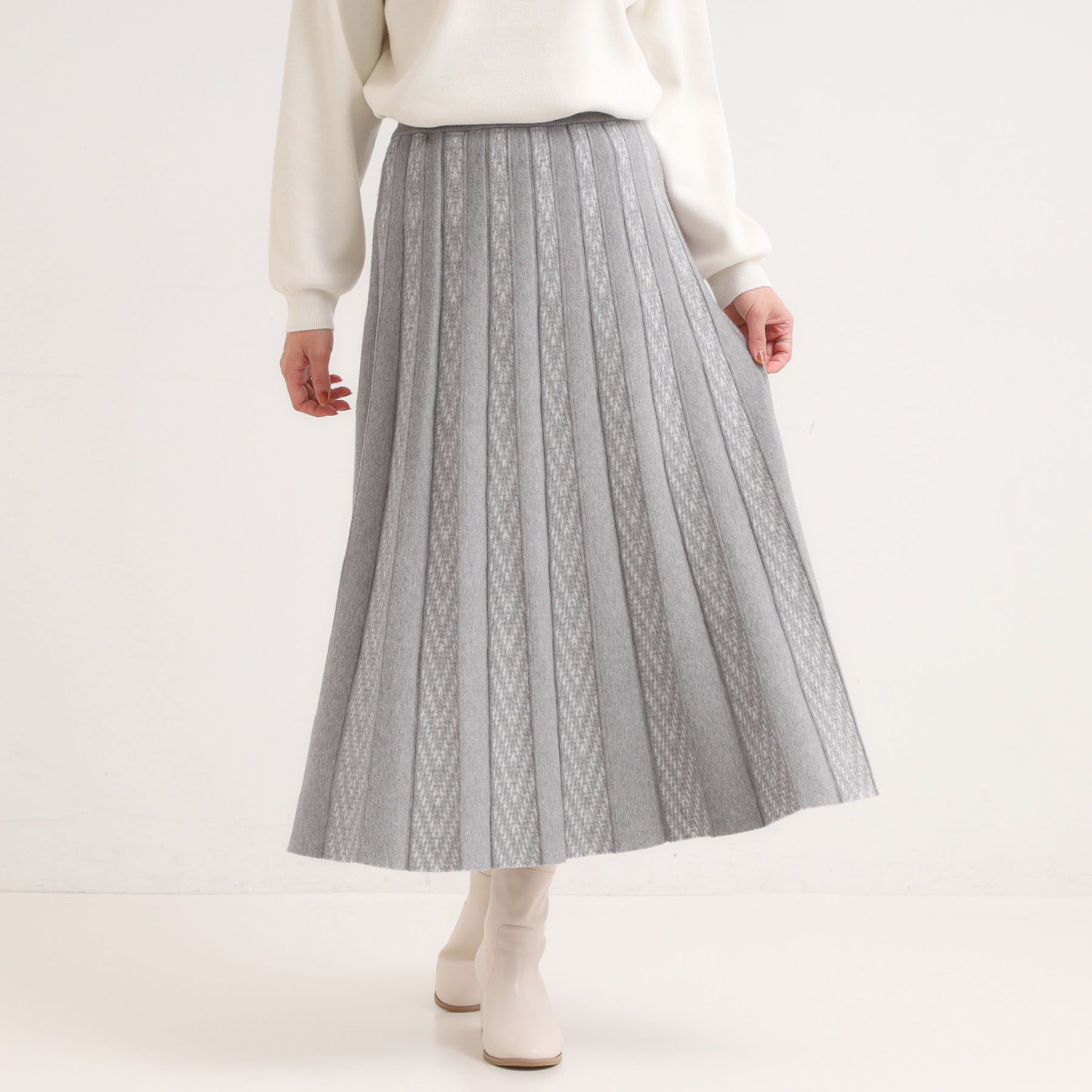 SHOO･LA･RUE「【高レビュー/セットアップ可】女性らしさ際立つ 洗えるもちもちニットスカート」|スカート|グレー(312)